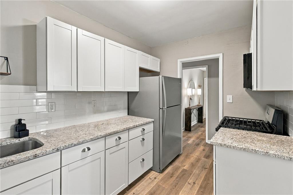 106 Aviation Road SE