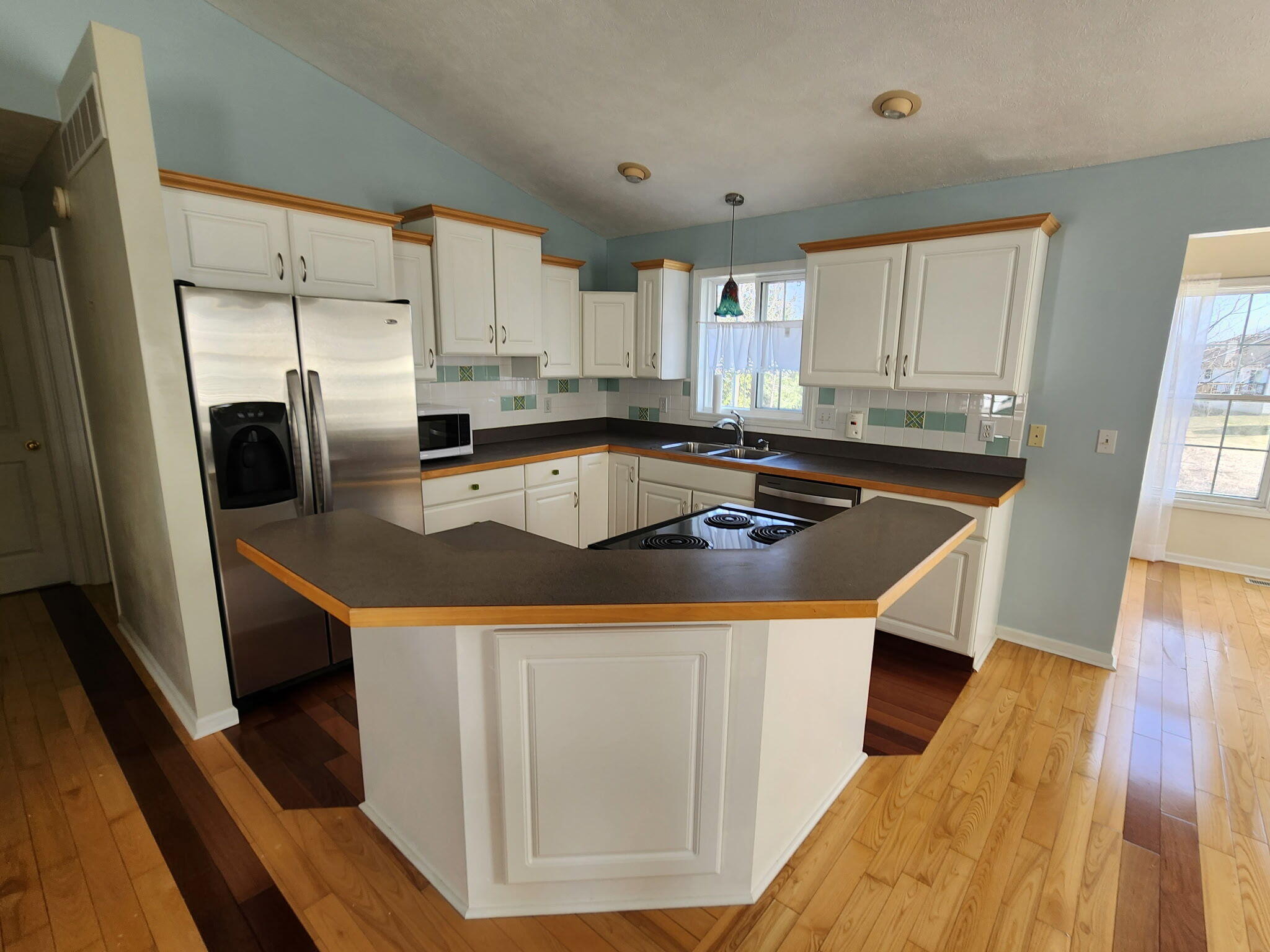 3590 Twin Oaks Lane
