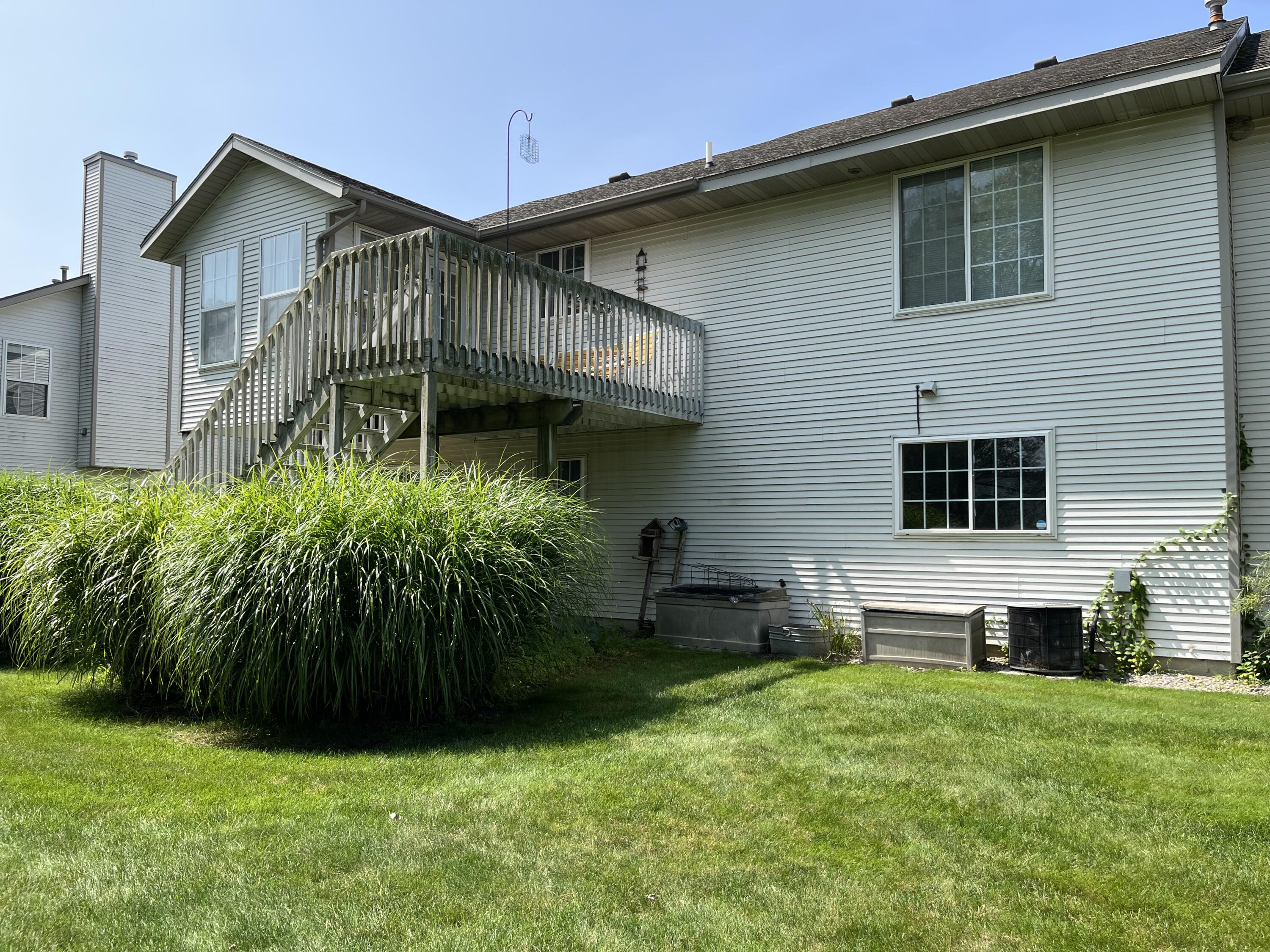 3590 Twin Oaks Lane
