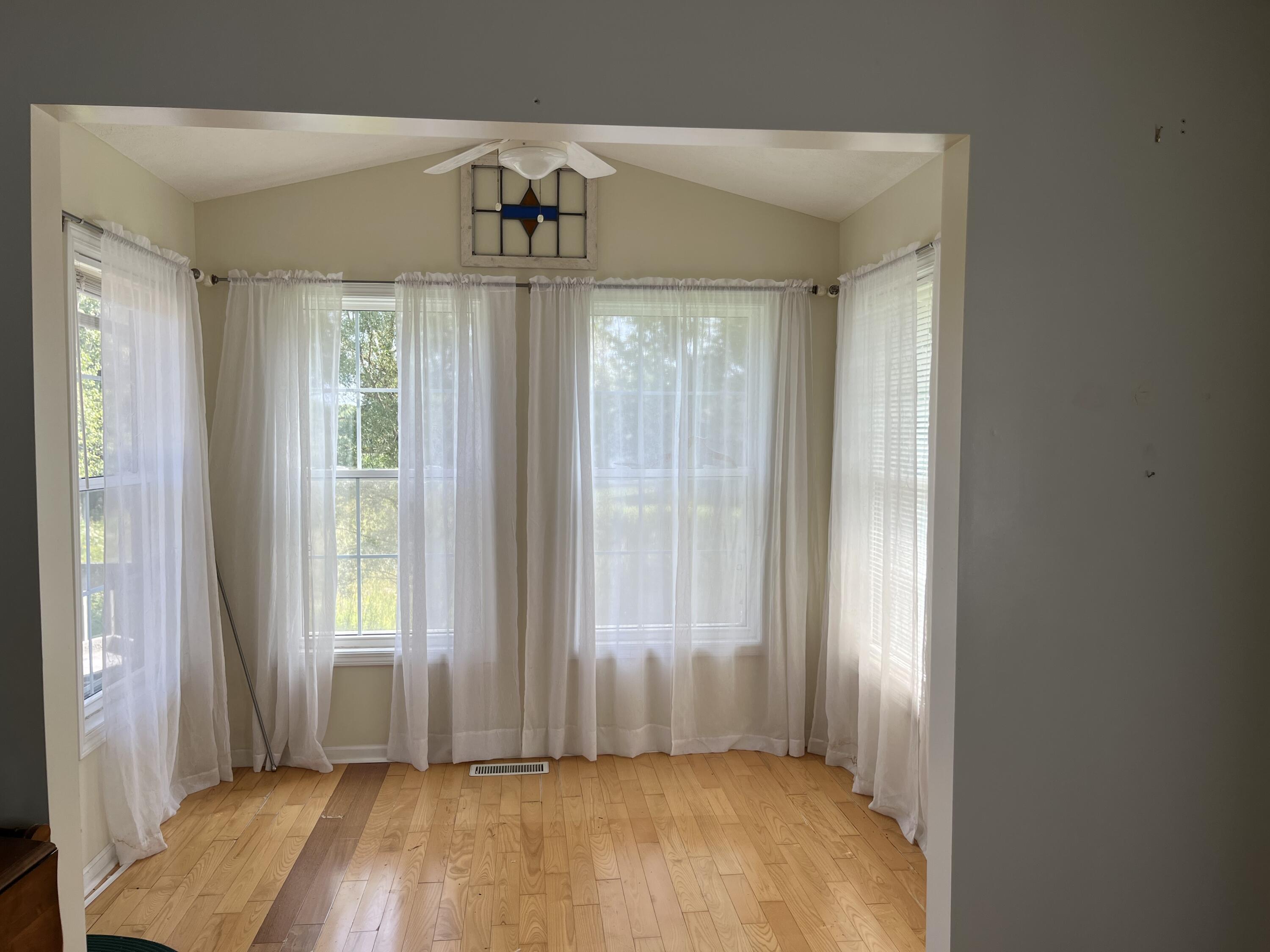 3590 Twin Oaks Lane
