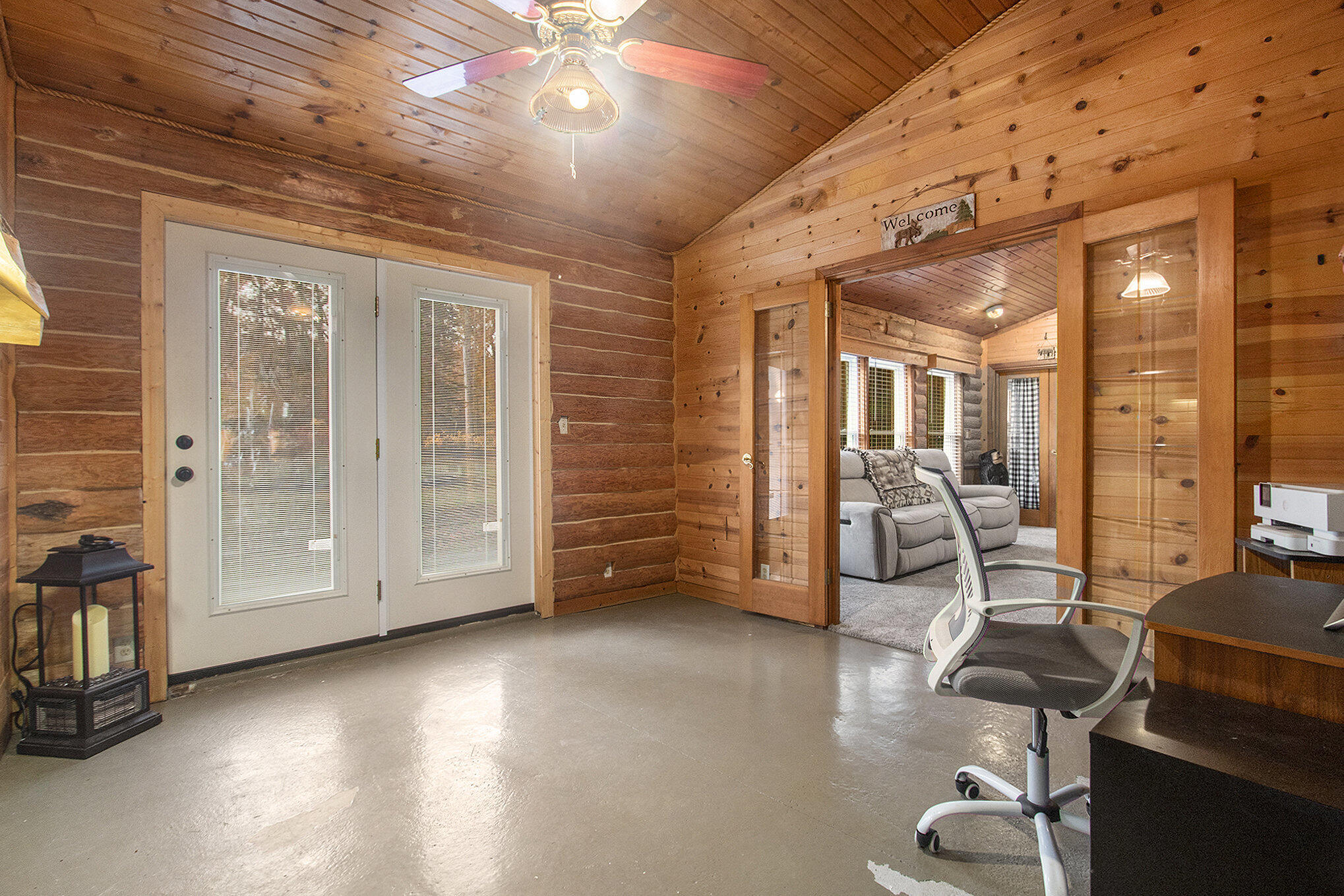 590 W Marion Road
