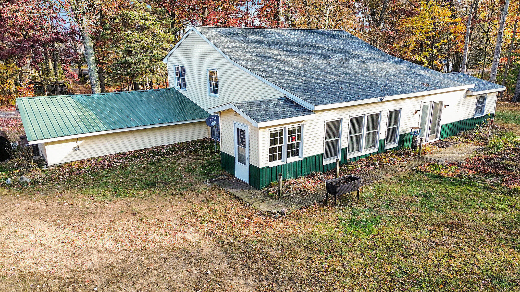 590 W Marion Road