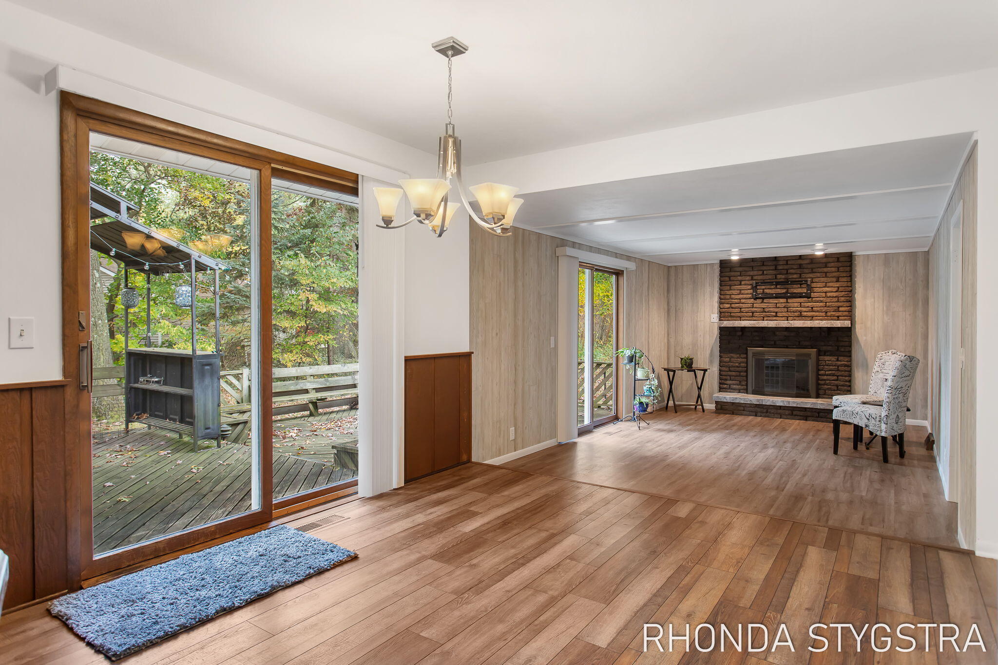 638 Oak Valley Drive