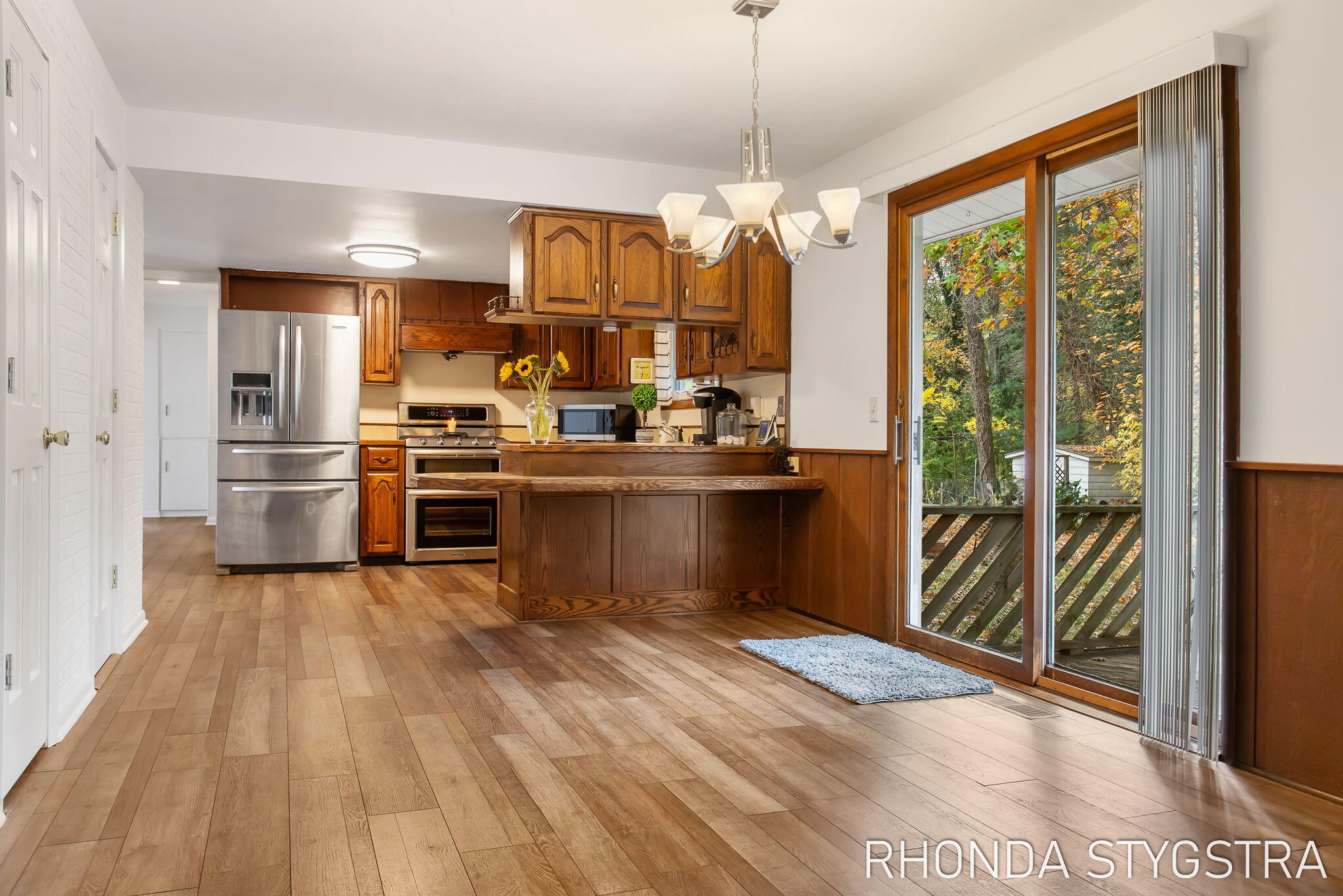 638 Oak Valley Drive