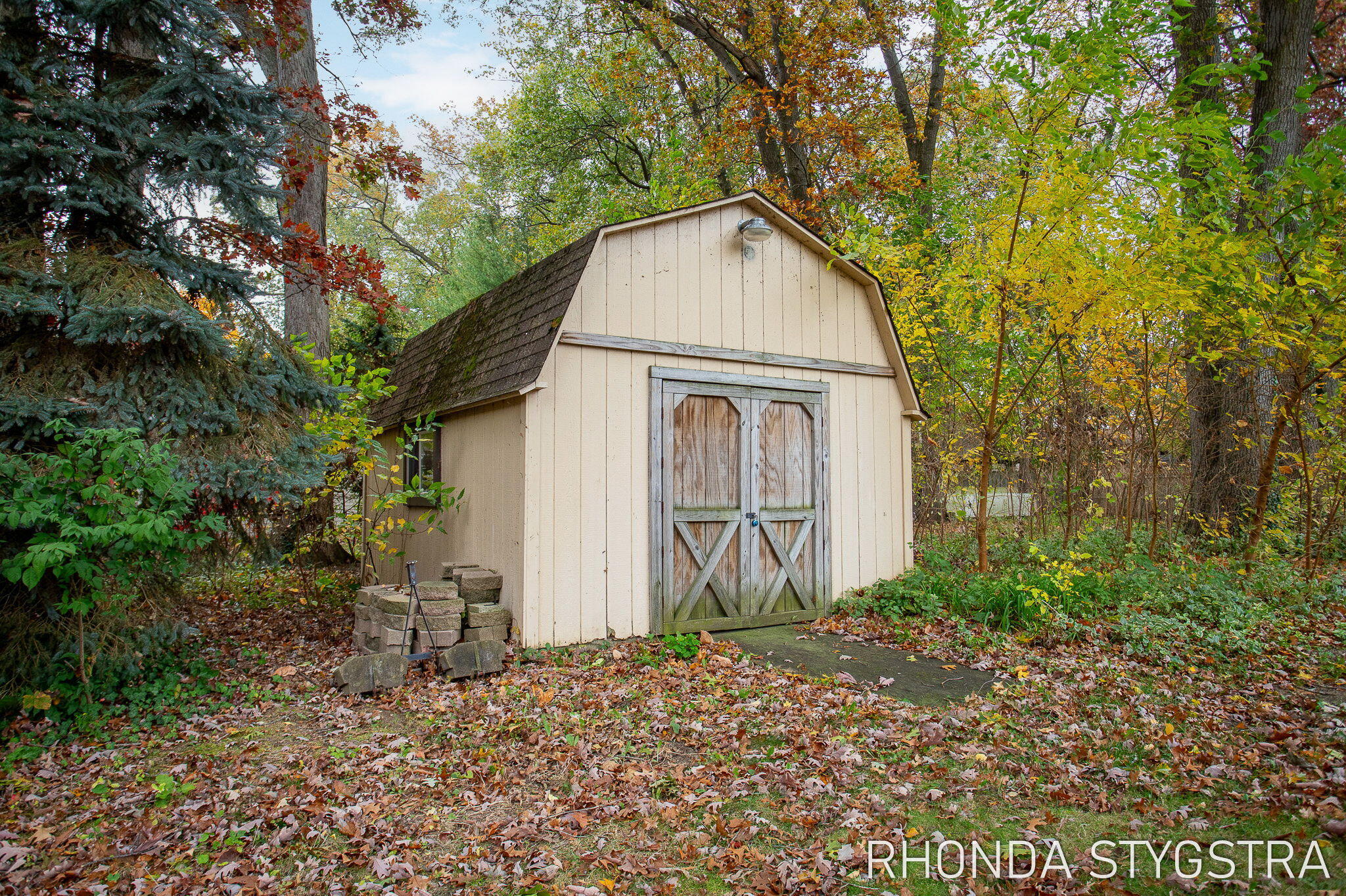638 Oak Valley Drive