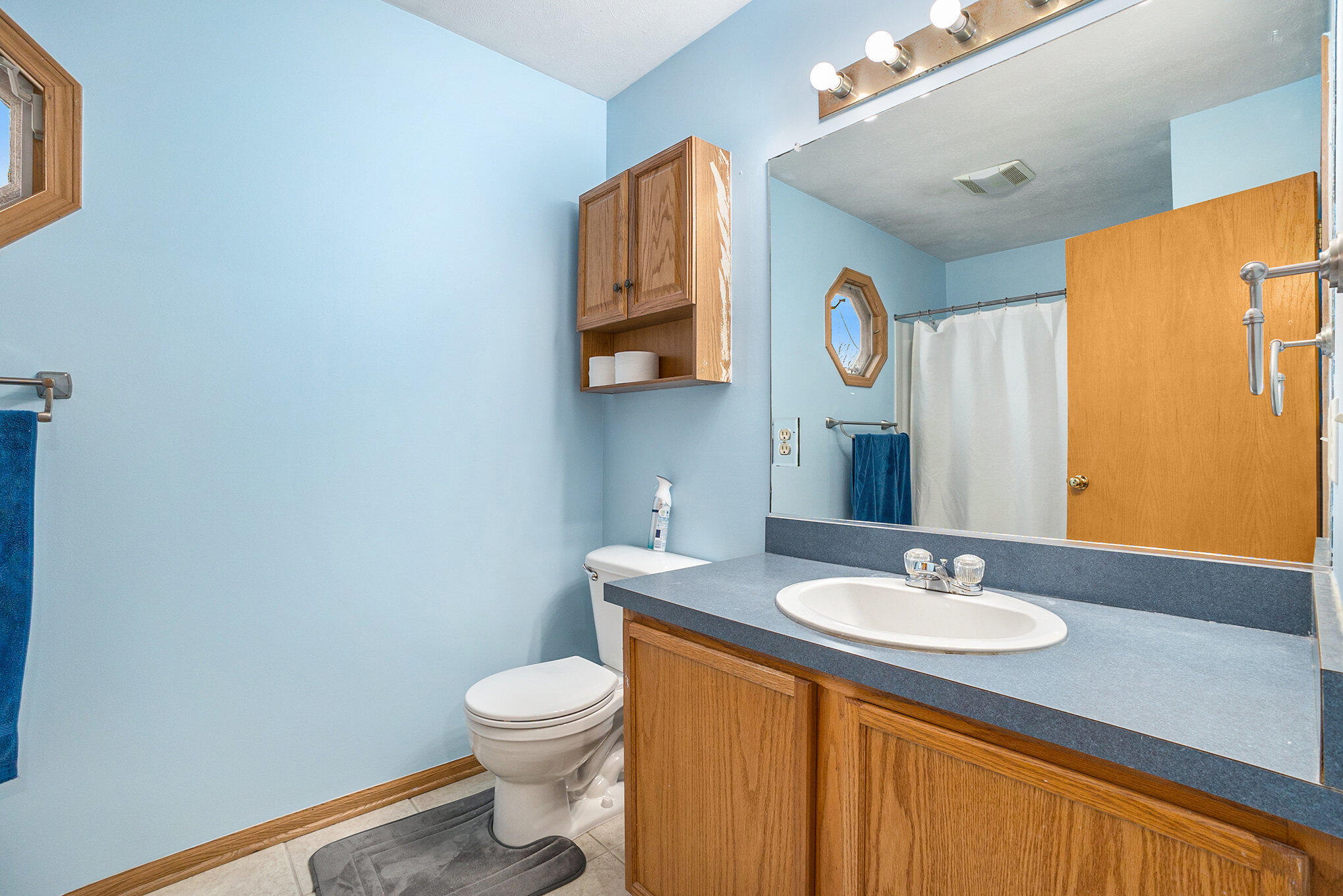 3222 Renwick Court