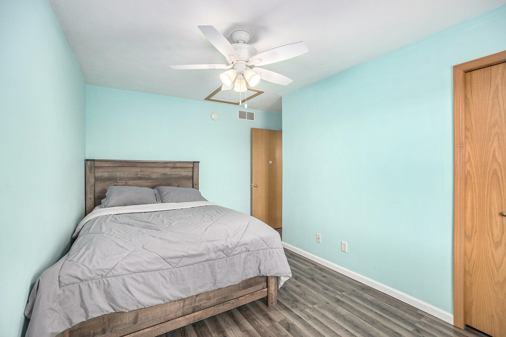 3222 Renwick Court