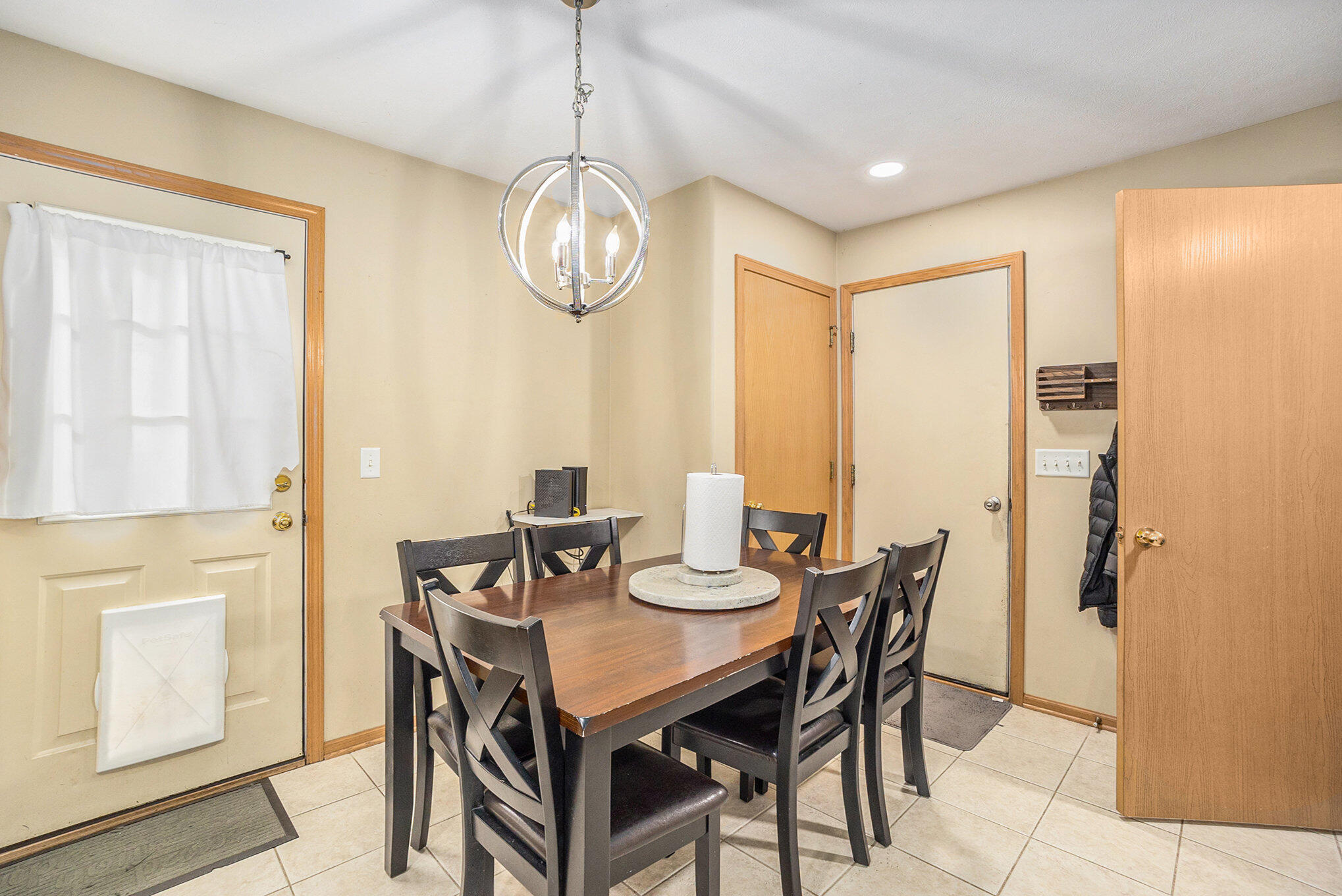 3222 Renwick Court