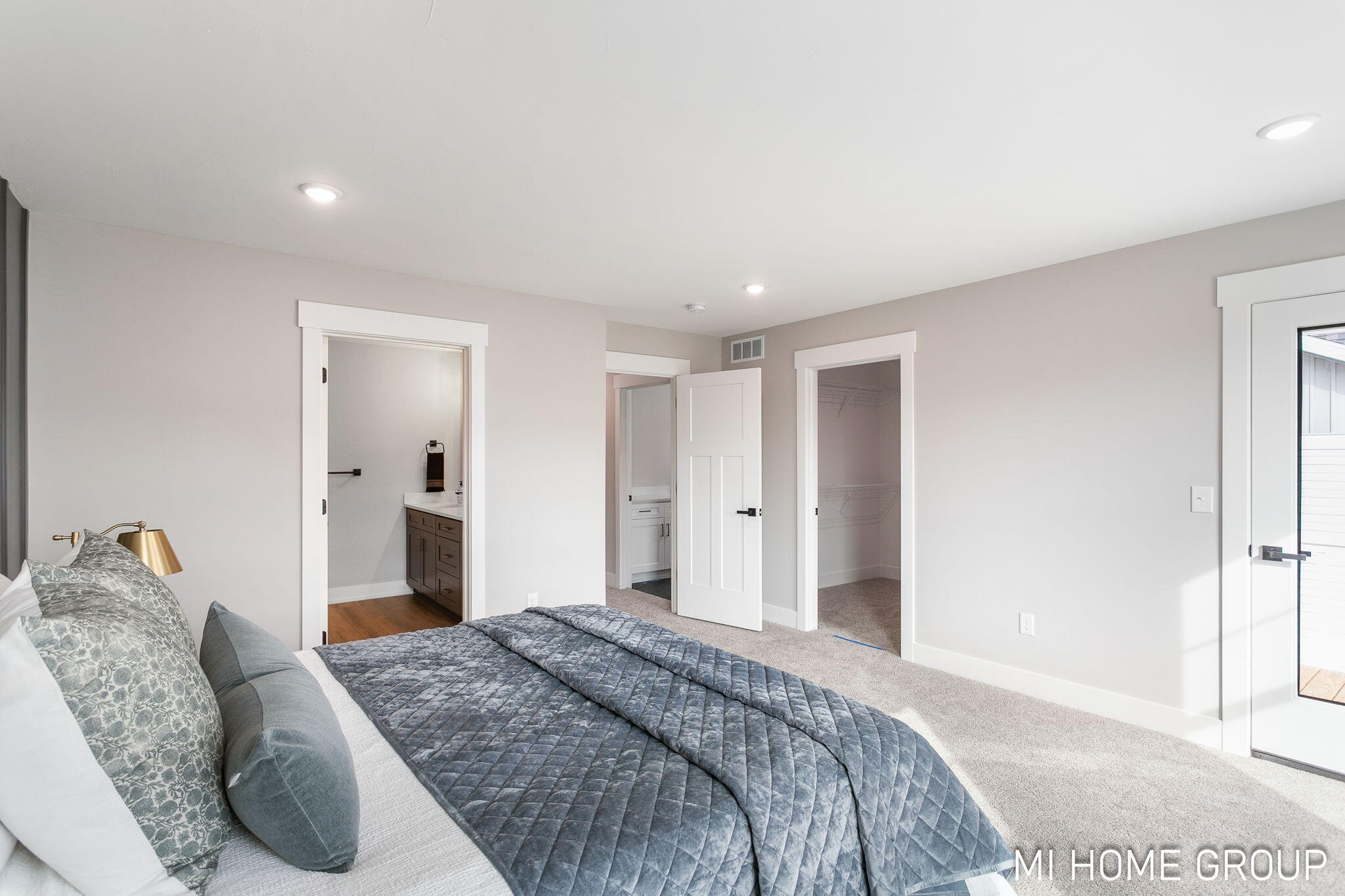 3620 Buckingham Lane 40