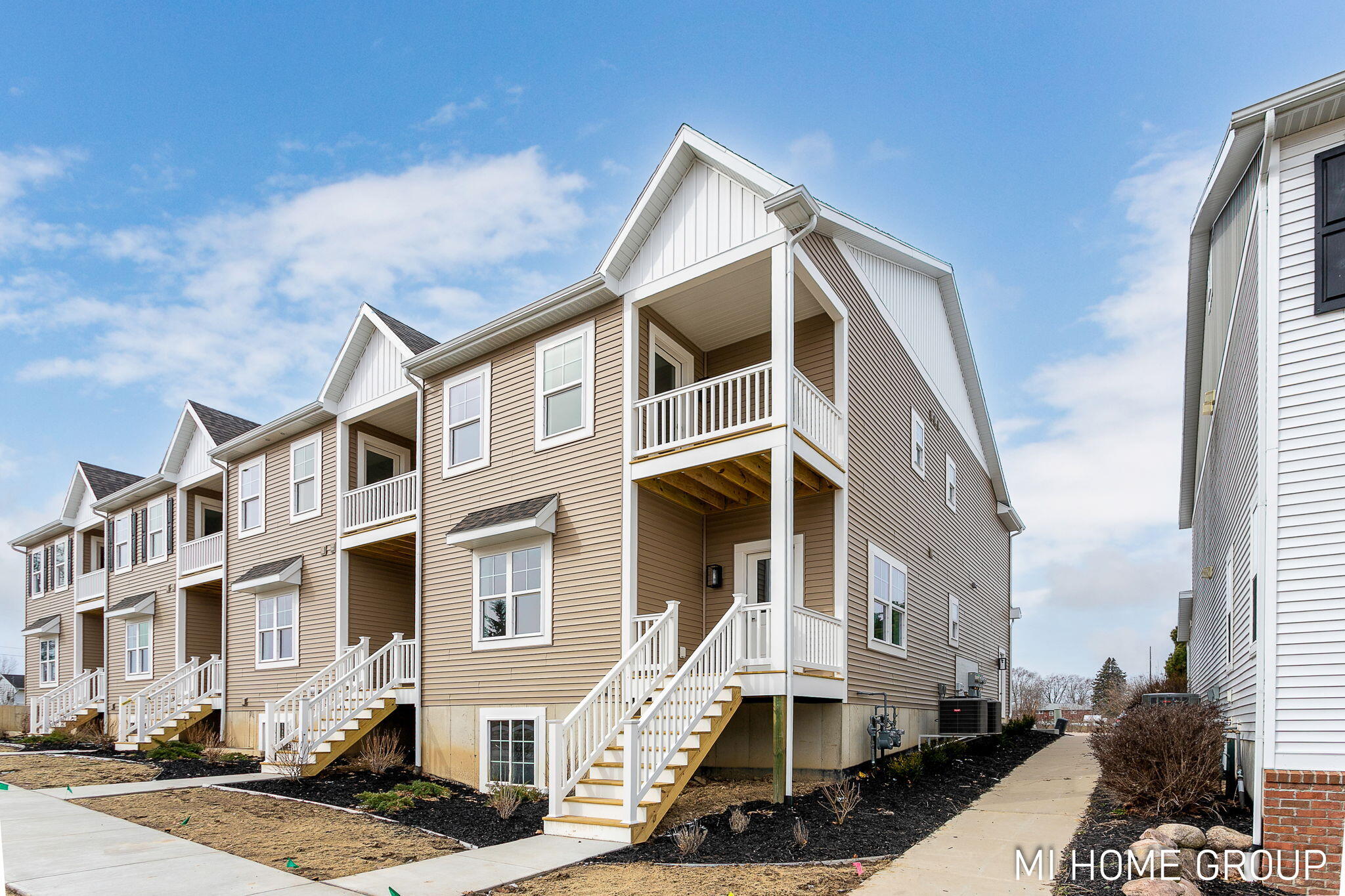3620 Buckingham Lane 40