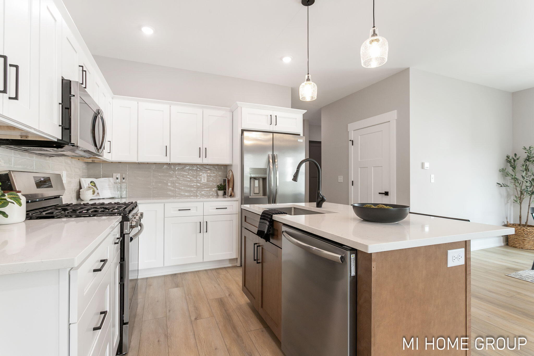 3620 Buckingham Lane 40