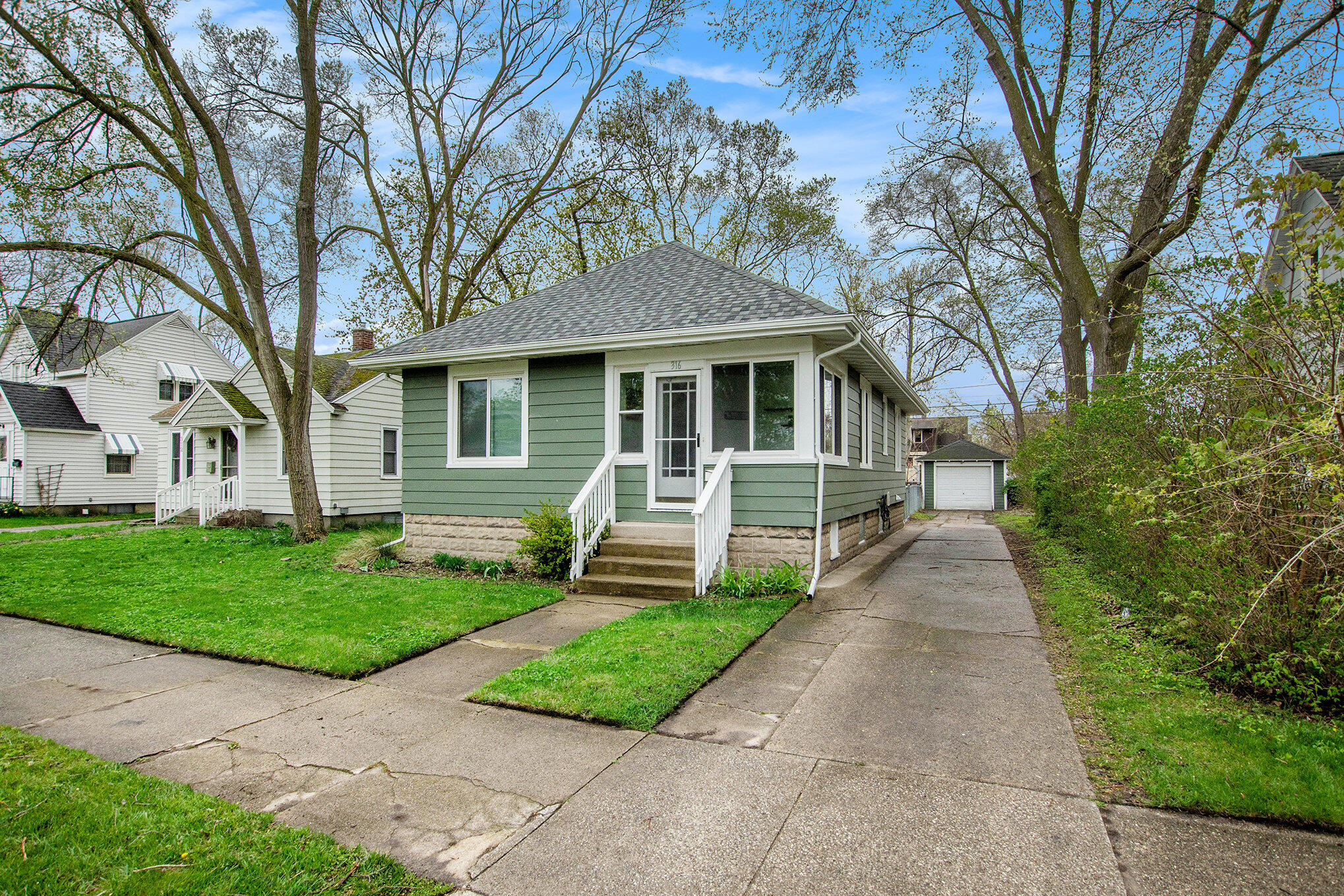 316 W 20th Street