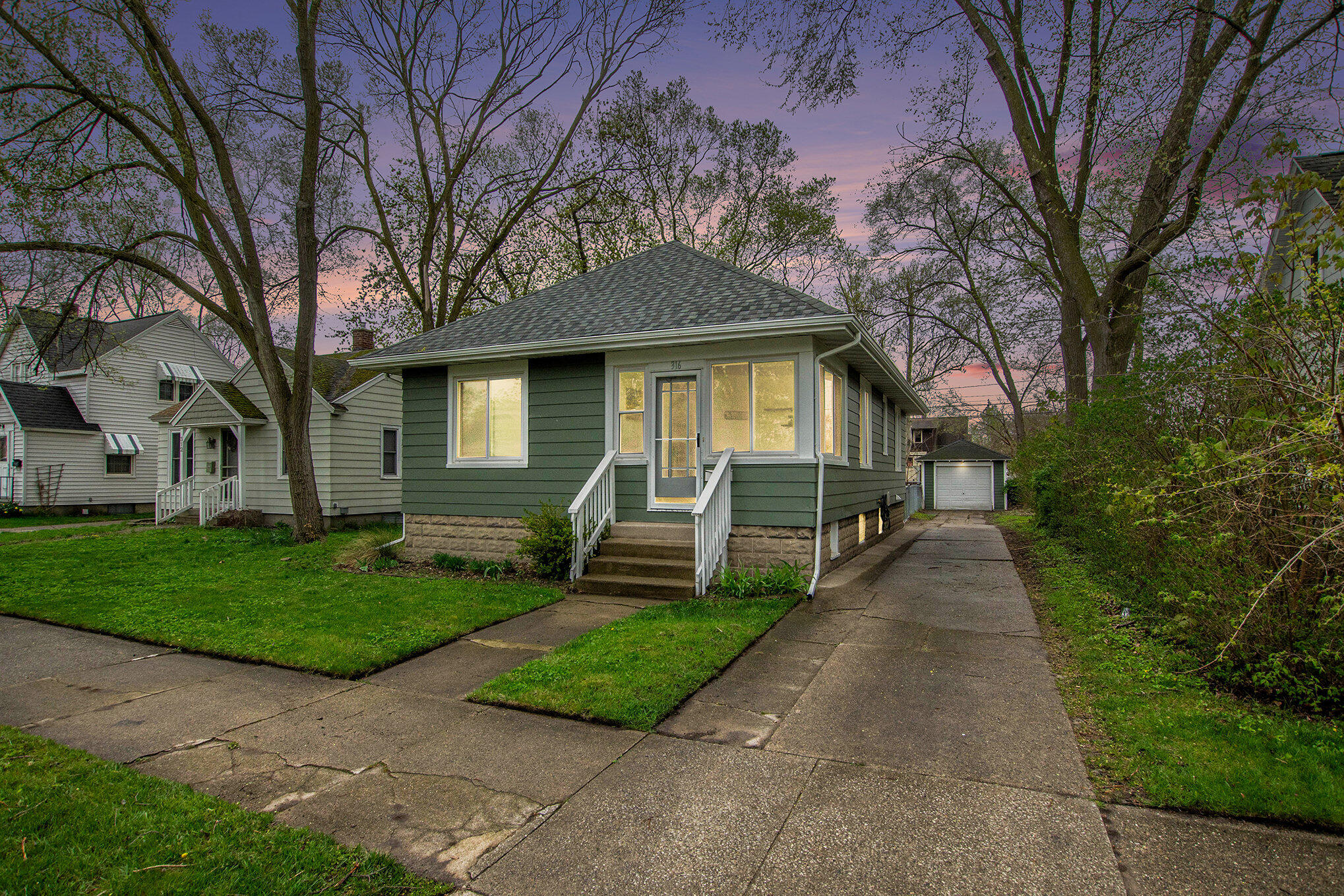 316 W 20th Street