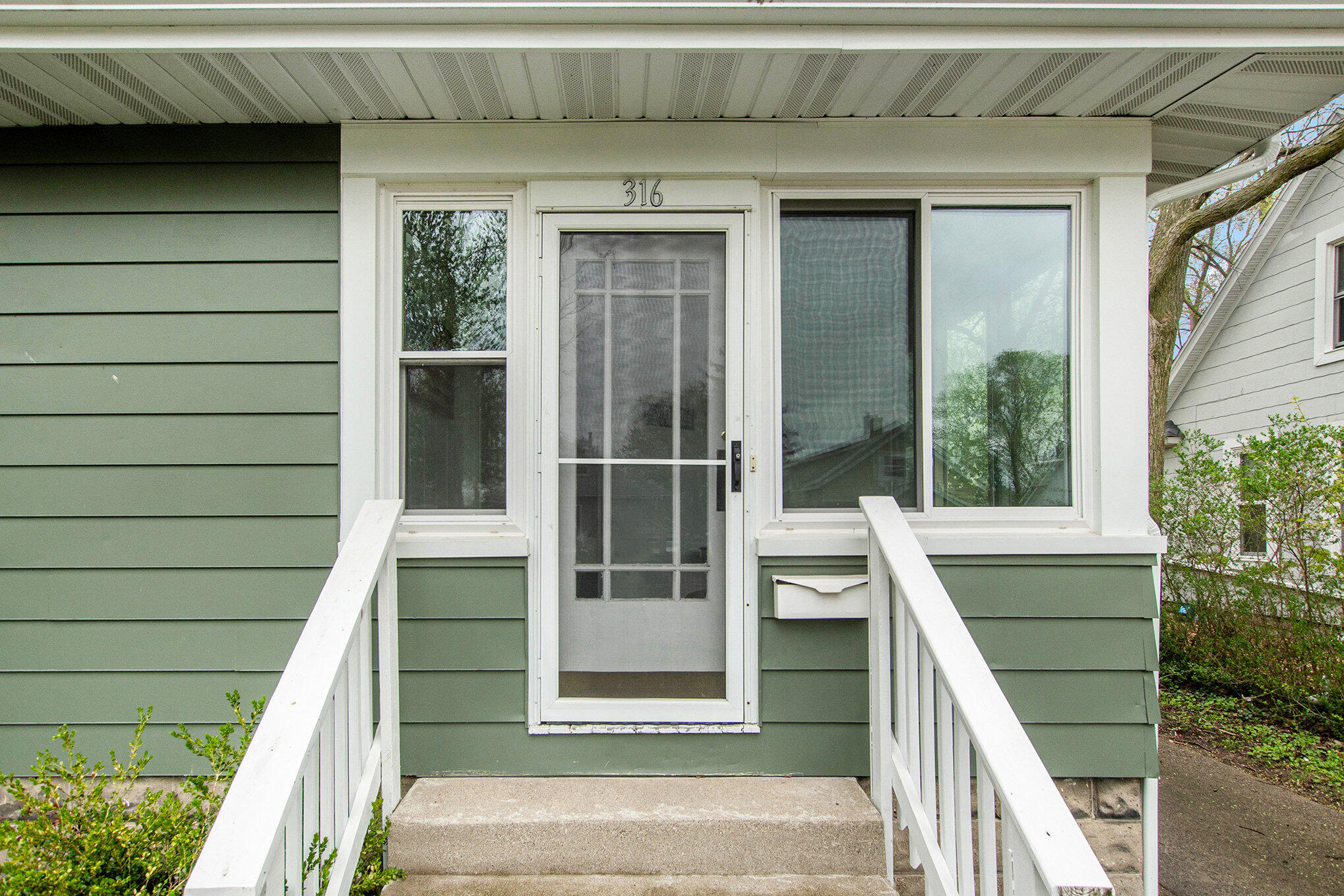 316 W 20th Street