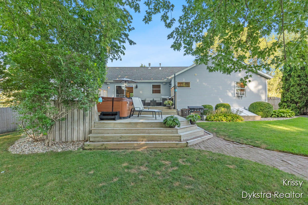 974 Songbird Lane