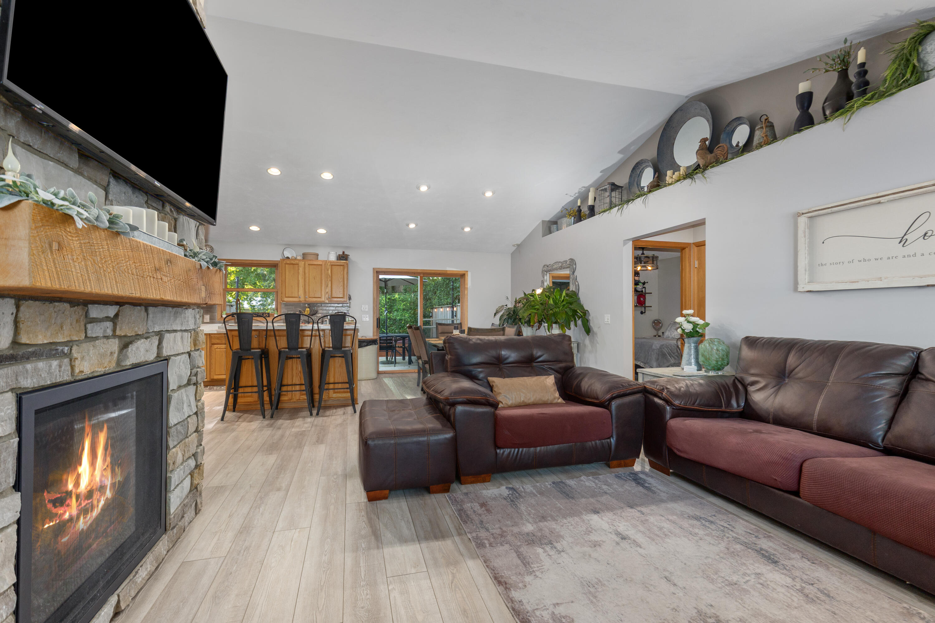 974 Songbird Lane