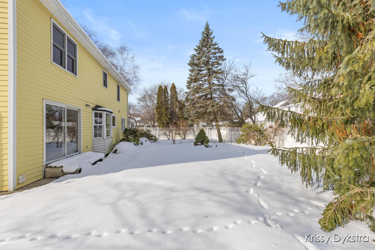 699 Brookfield Drive