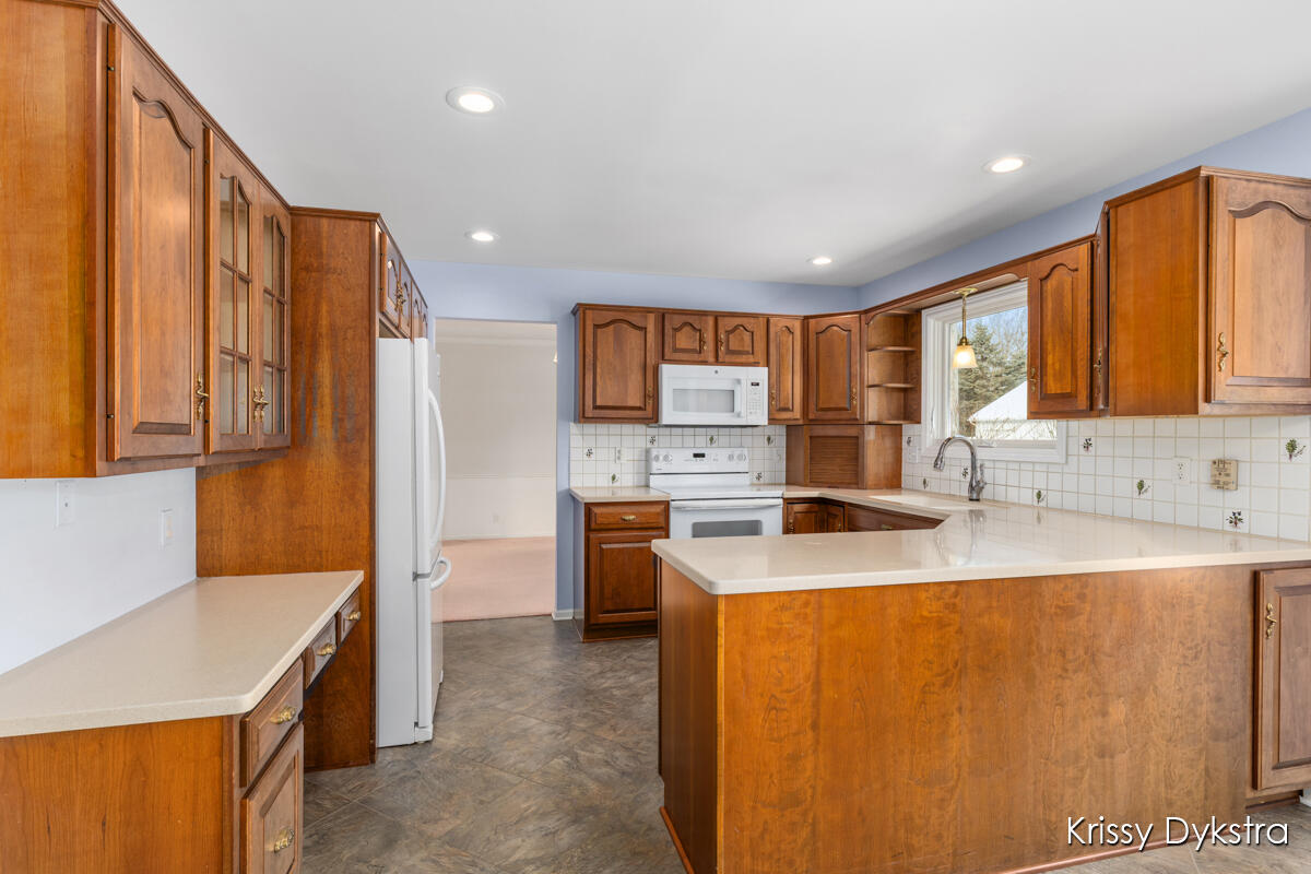 699 Brookfield Drive