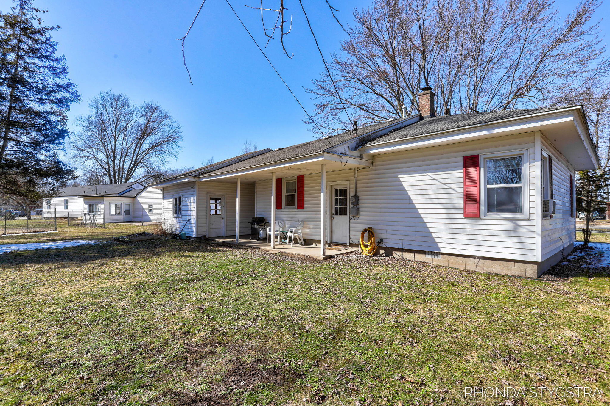 890 Paw Paw Drive