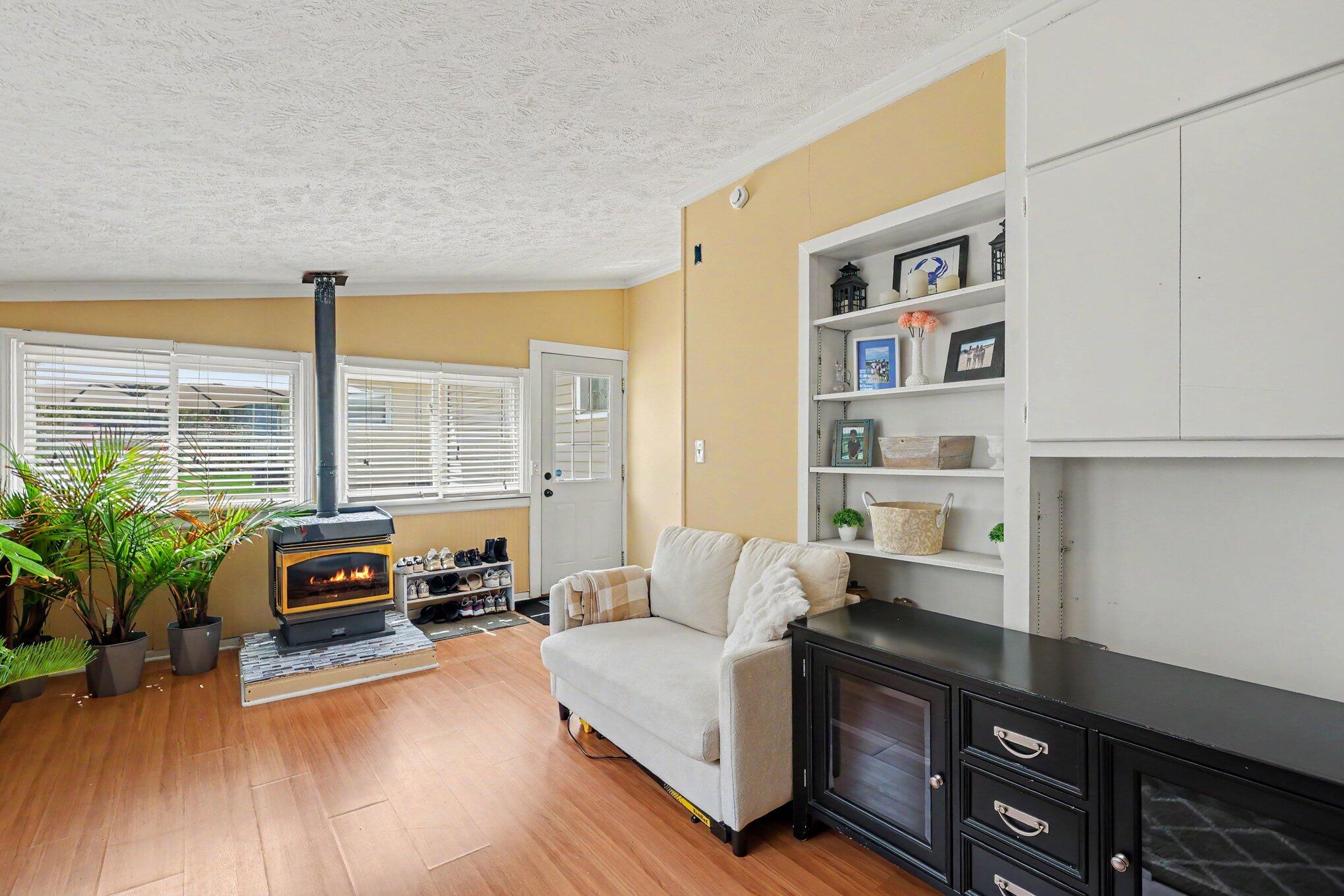 600 Saint Clair Avenue NW