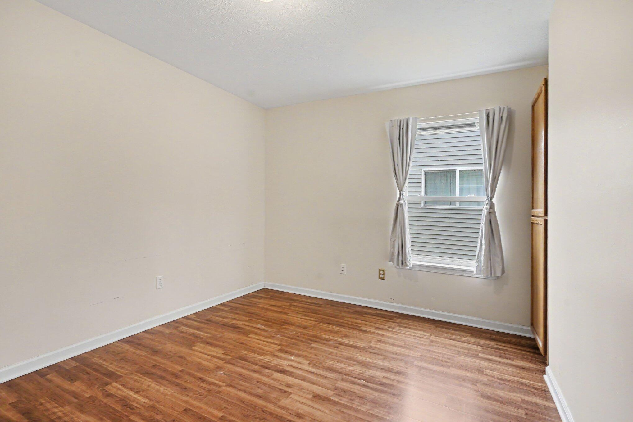 495 W 24th Street