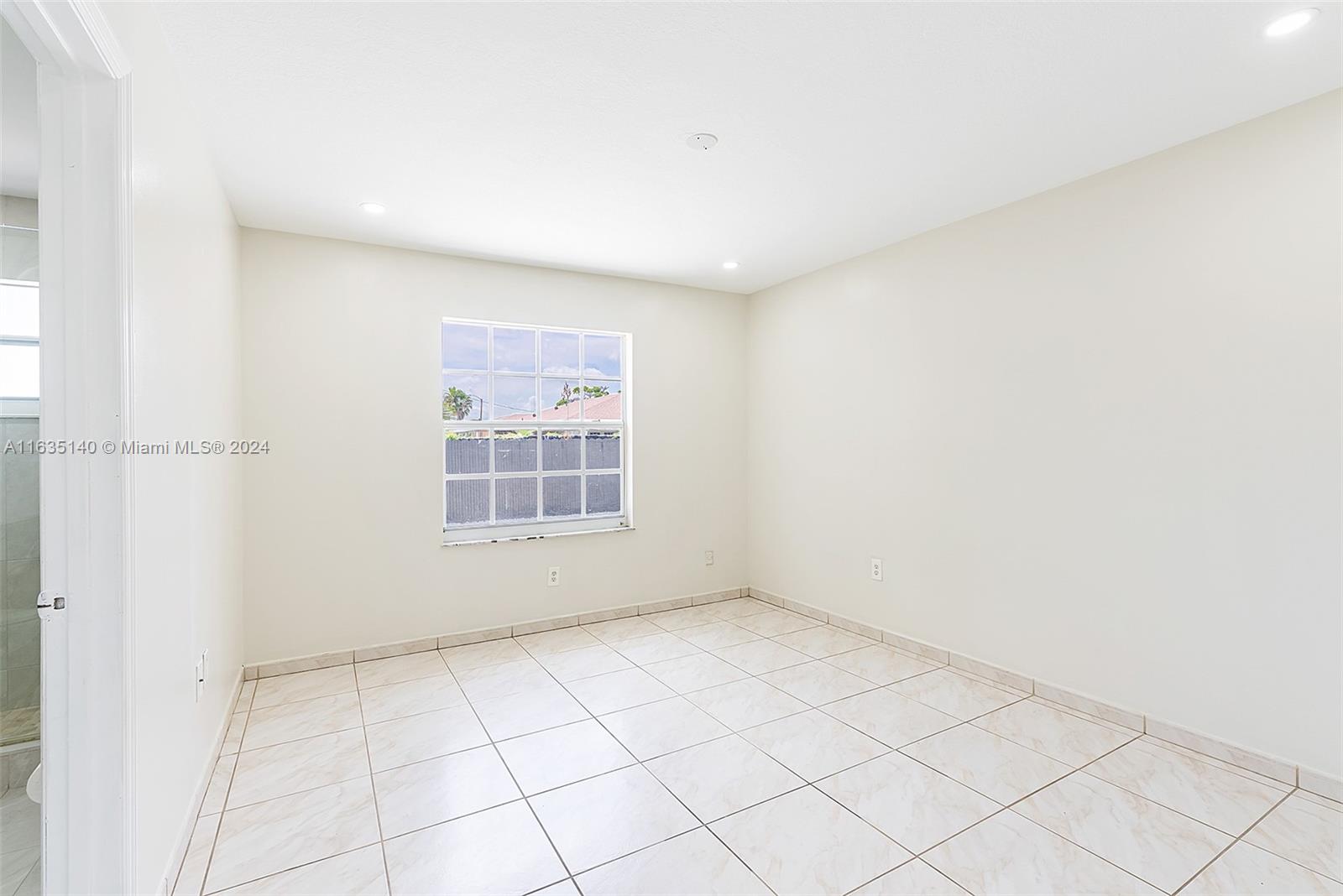 1214 NW 34th Ave # 1214