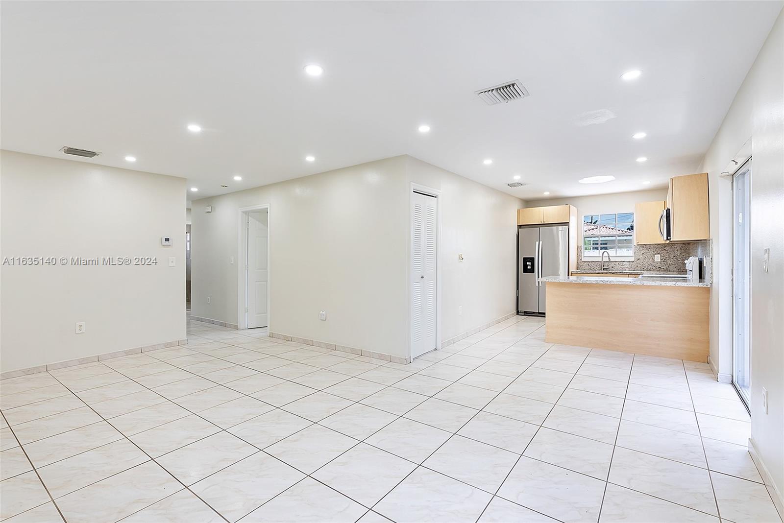 1214 NW 34th Ave # 1214