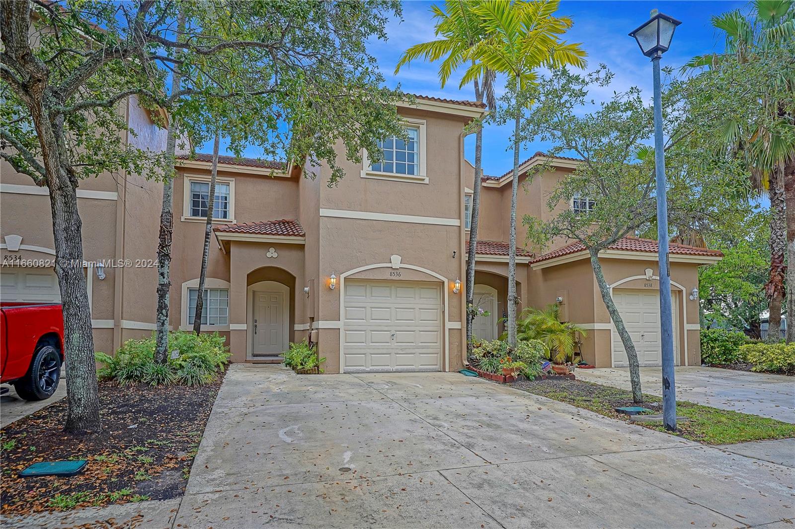 8536 SW 214th Way