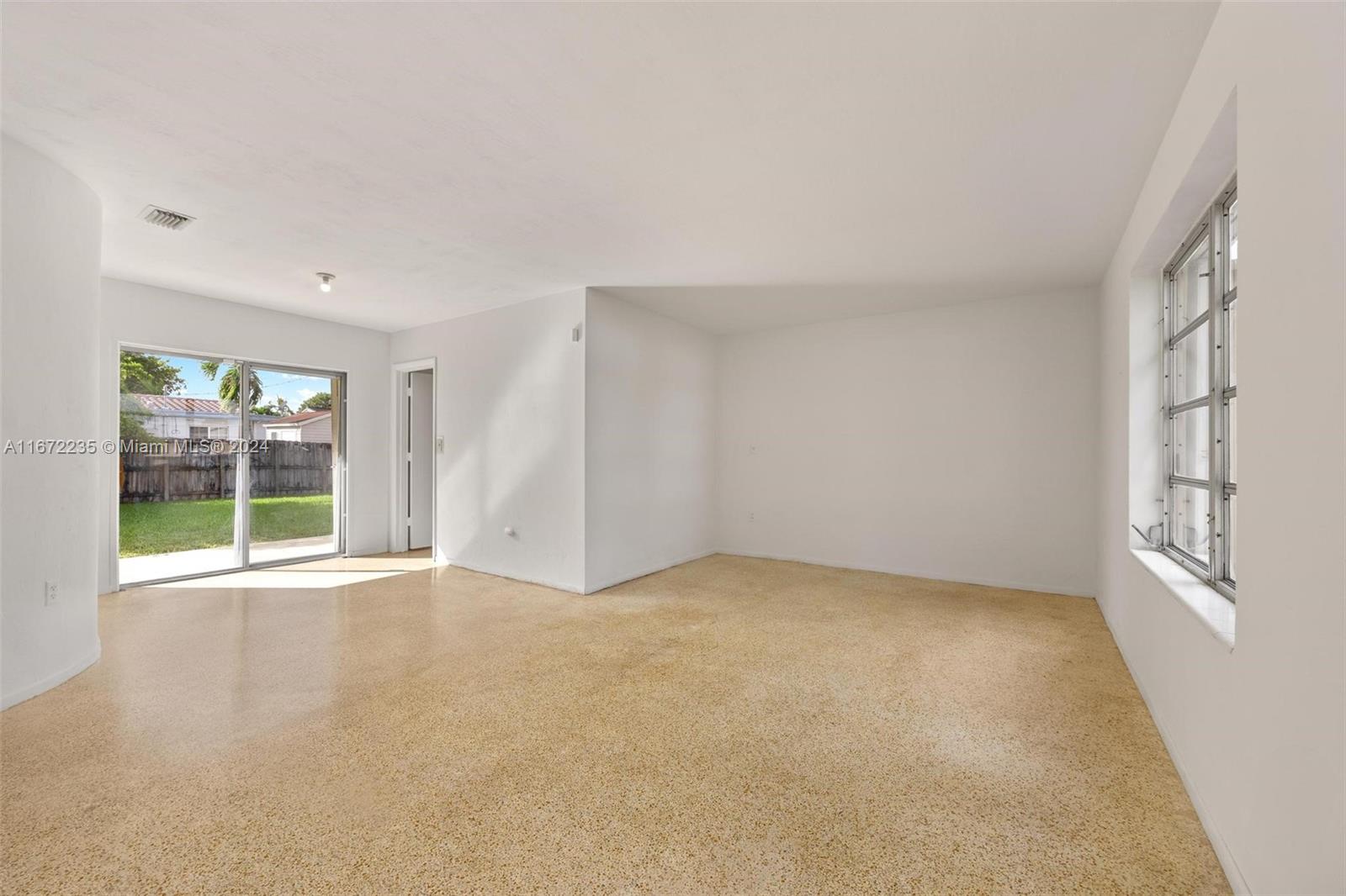 2740 SW 92nd Ave