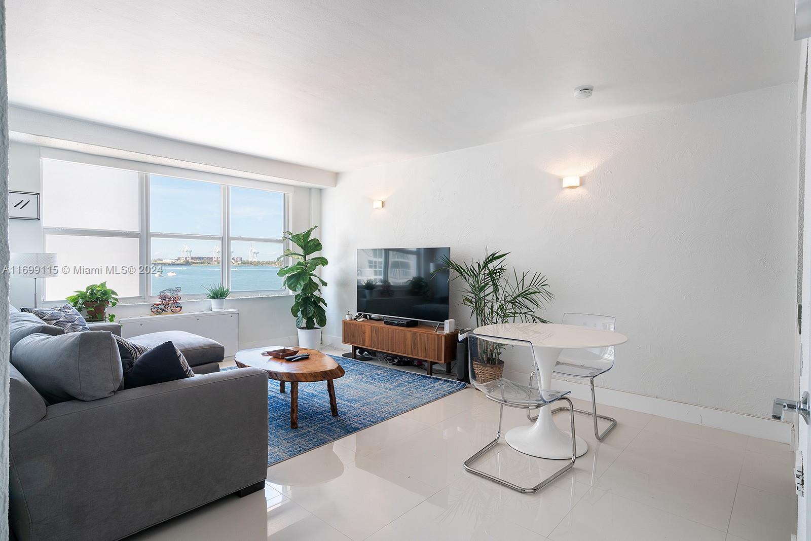 1250 West Ave # 4F