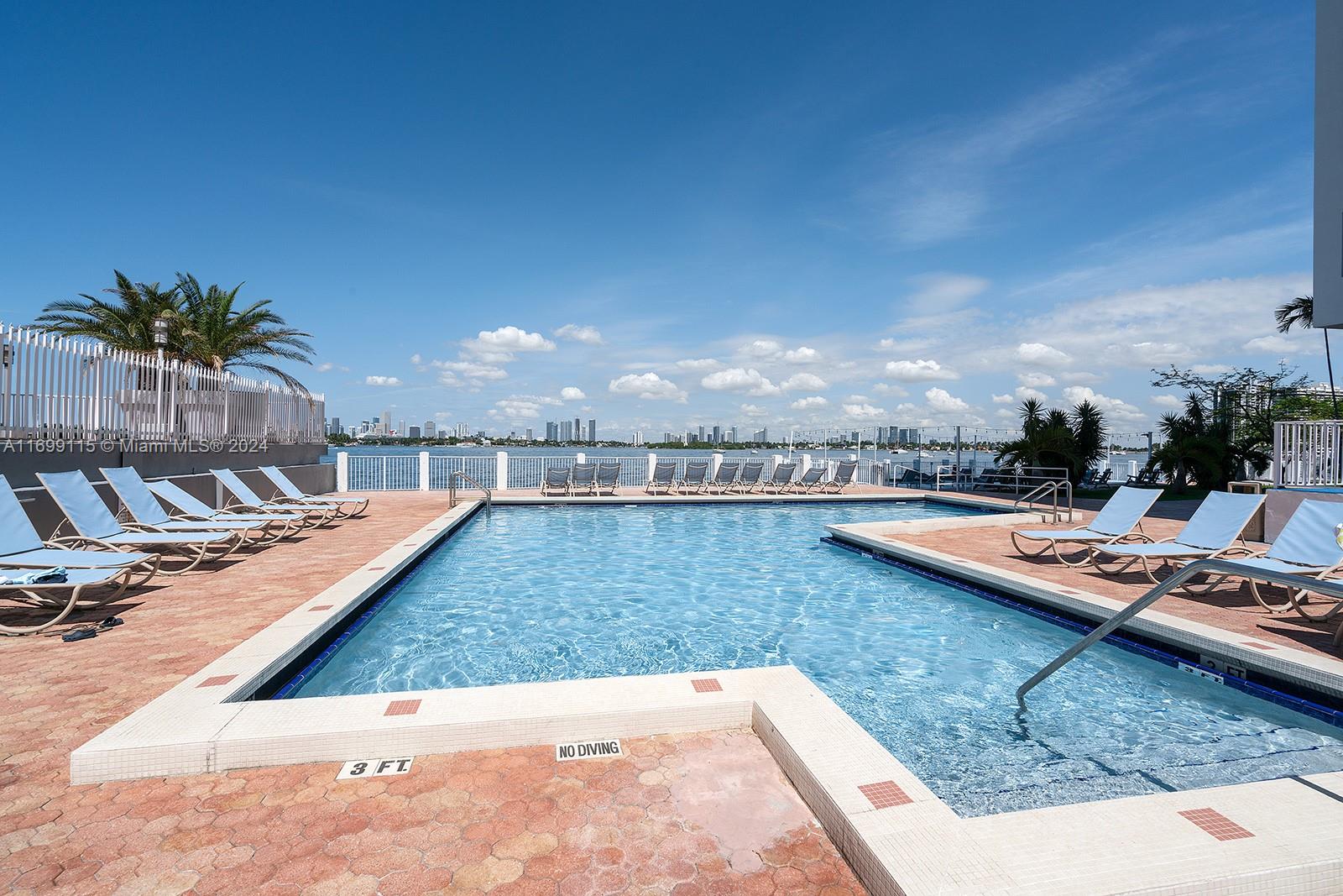 1250 West Ave # 4F