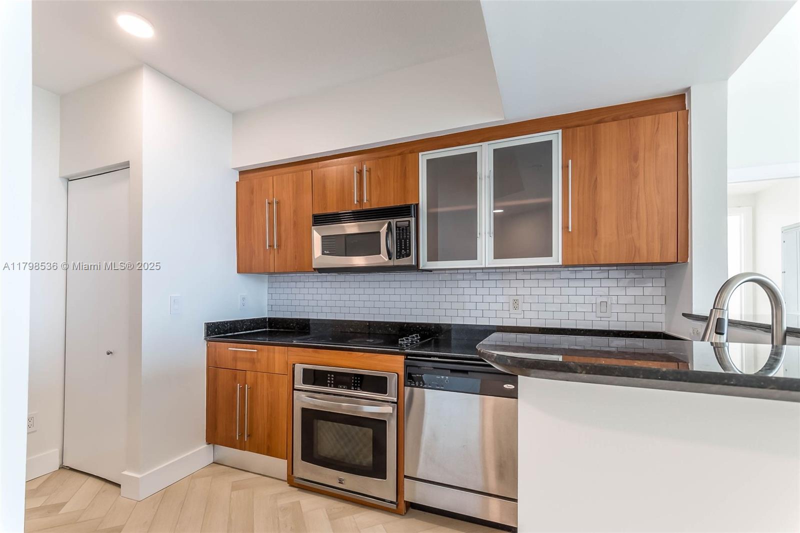 335 S Biscayne Blvd # 1012, Miami Unit: 1012