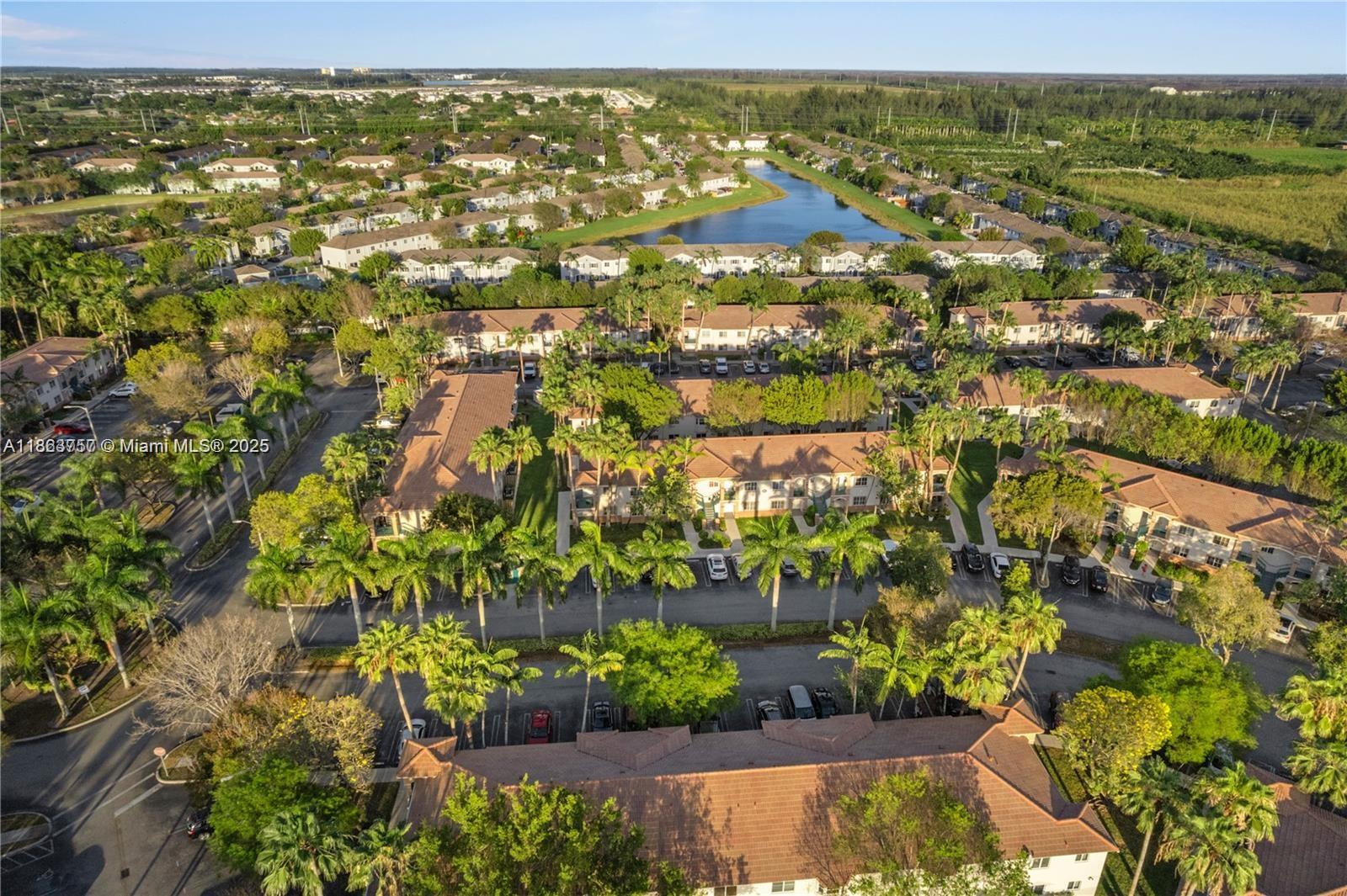 2911 SE 13th Ave # 49 Unit: 205-49