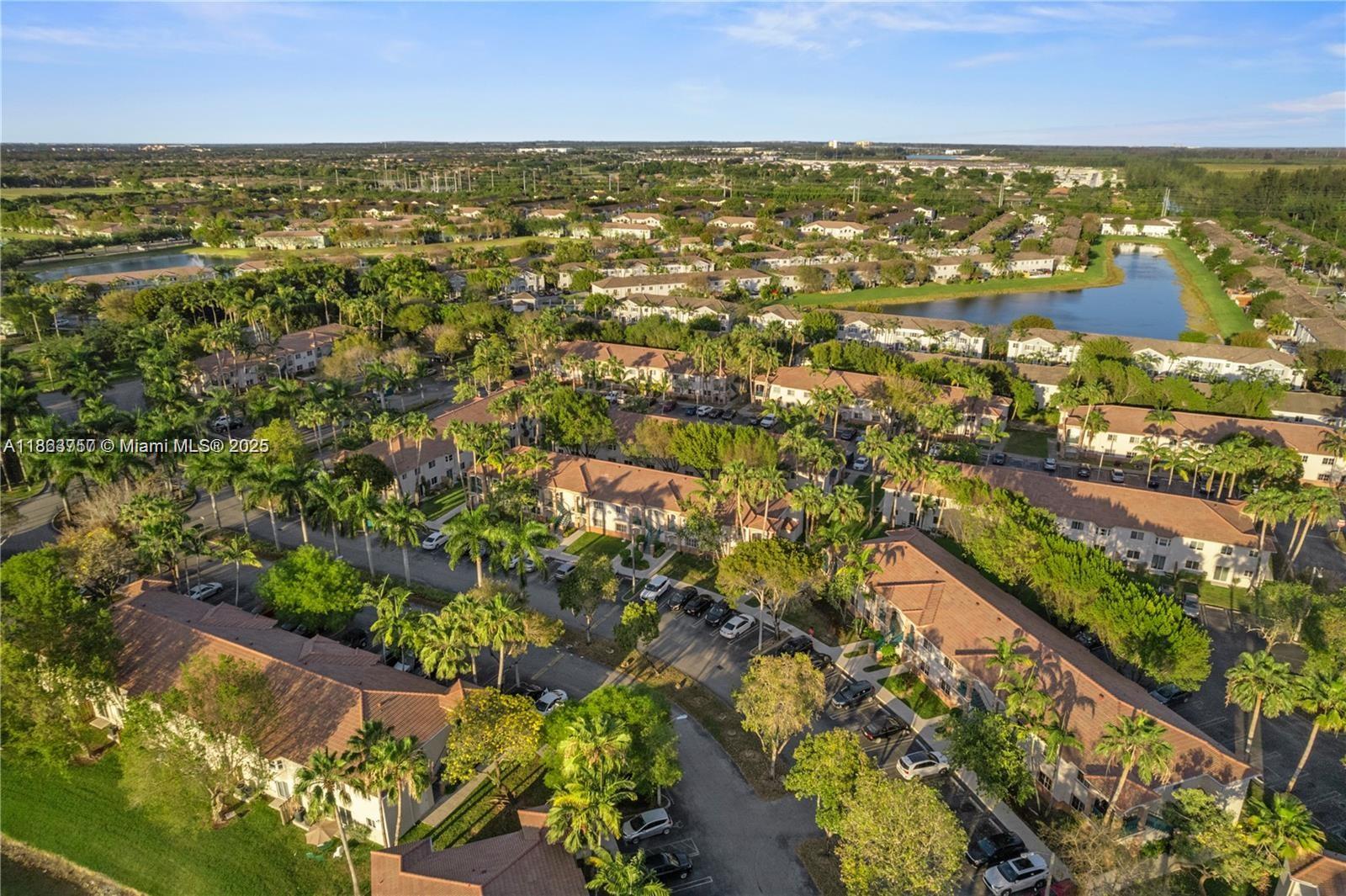 2911 SE 13th Ave # 49 Unit: 205-49