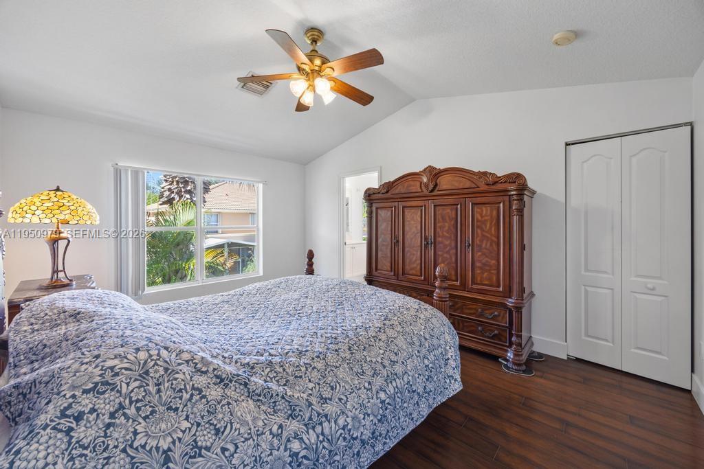 419 Rainbow Springs Ter