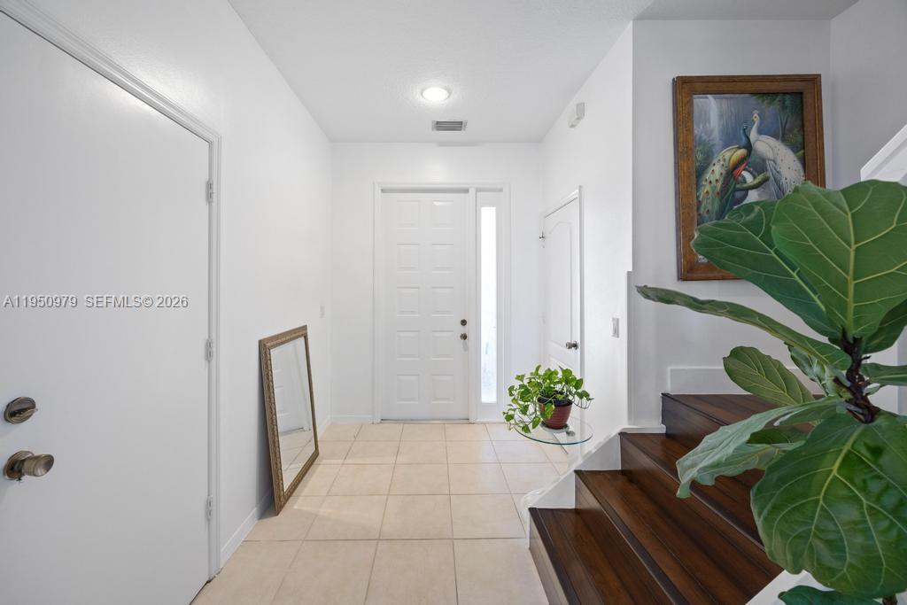 419 Rainbow Springs Ter