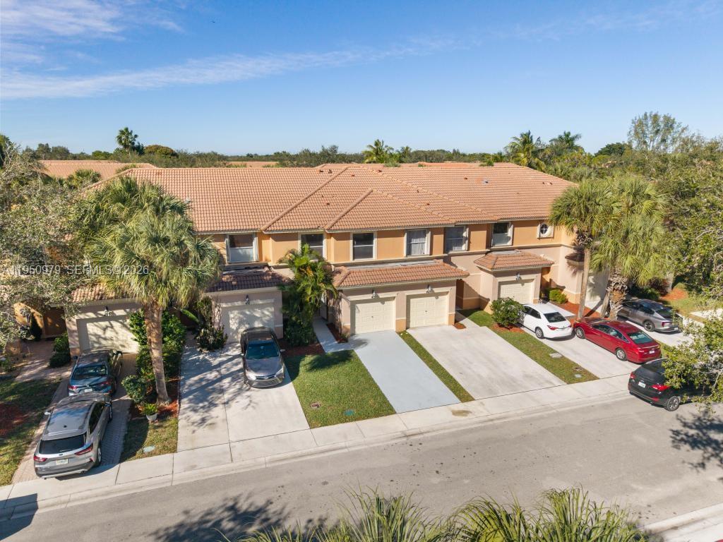 419 Rainbow Springs Ter