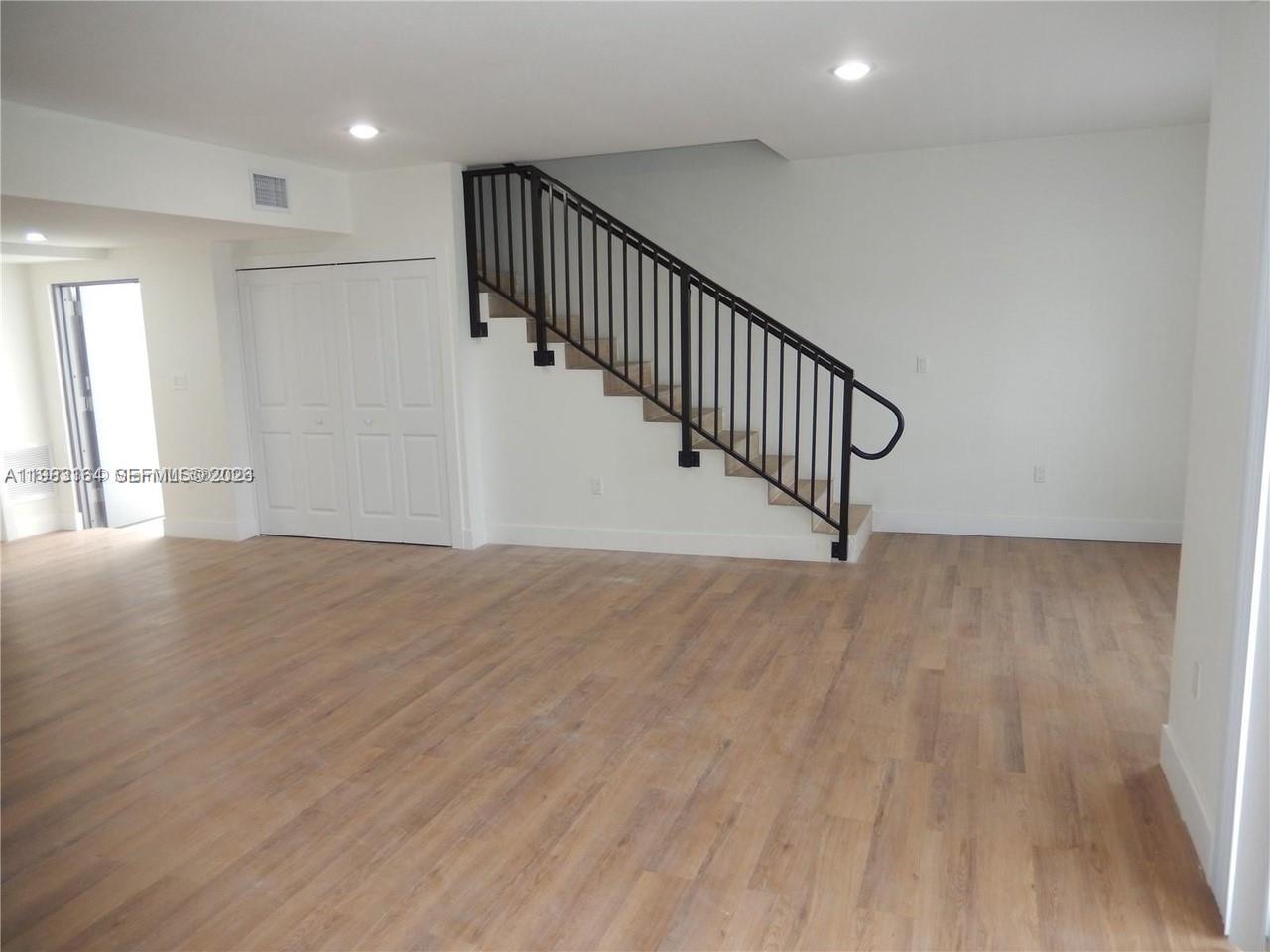 16955 SW 100th Ave