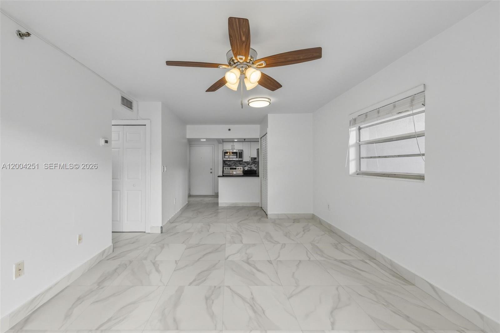 140 NW 14th Ave # 9