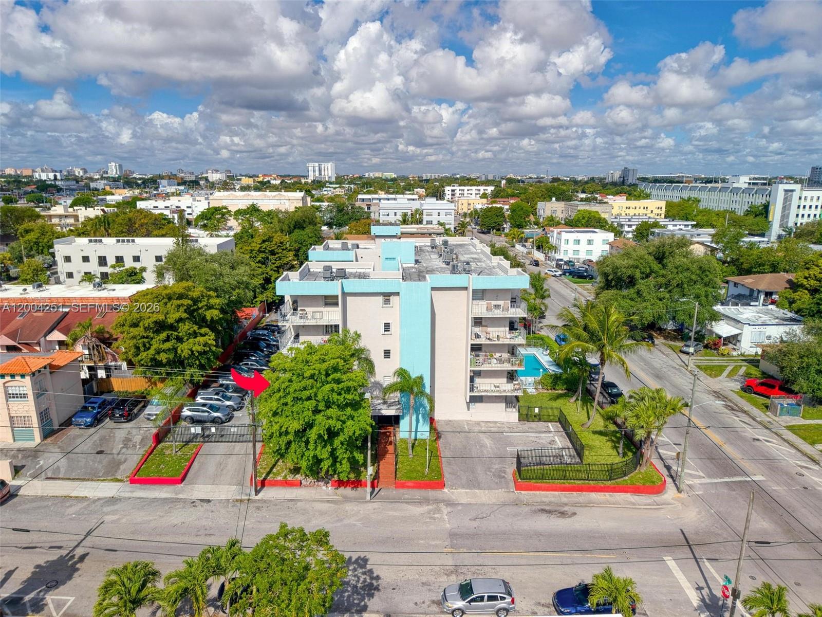 140 NW 14th Ave # 9
