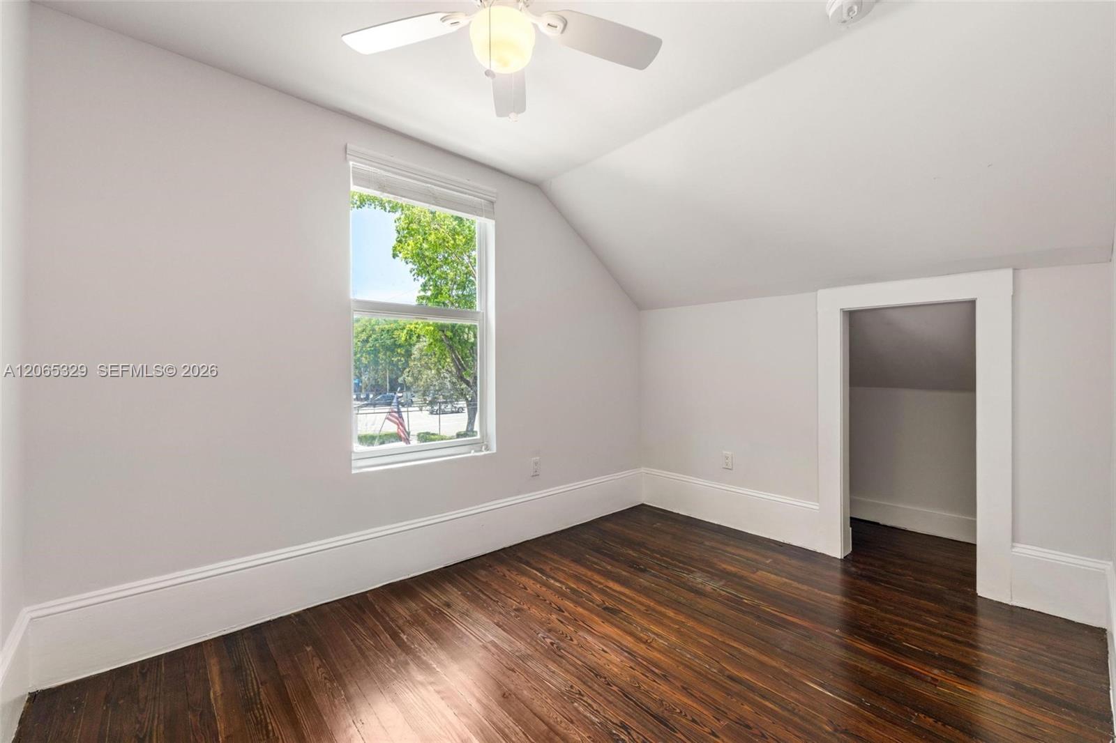 7121 SW 63rd Ave