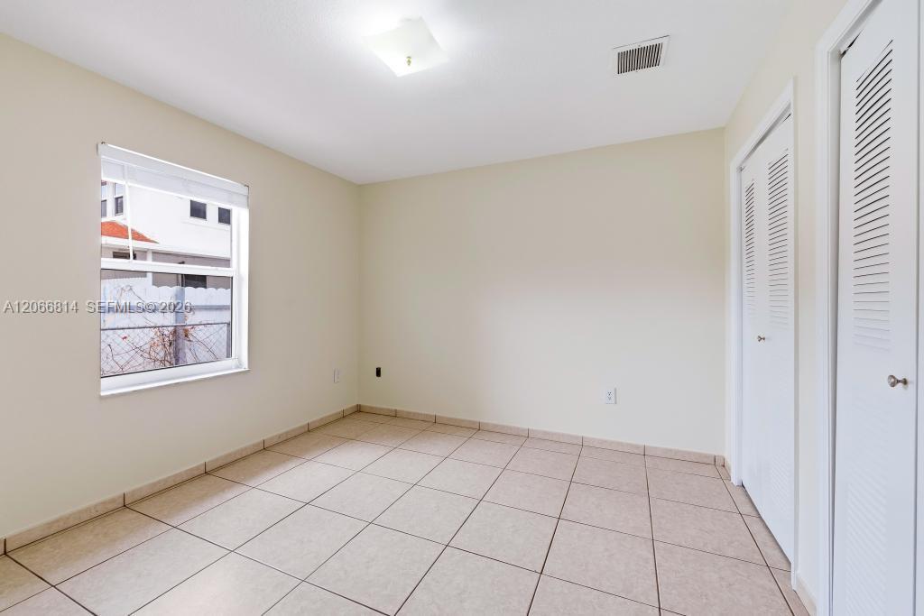3072 NW 14th St REAR