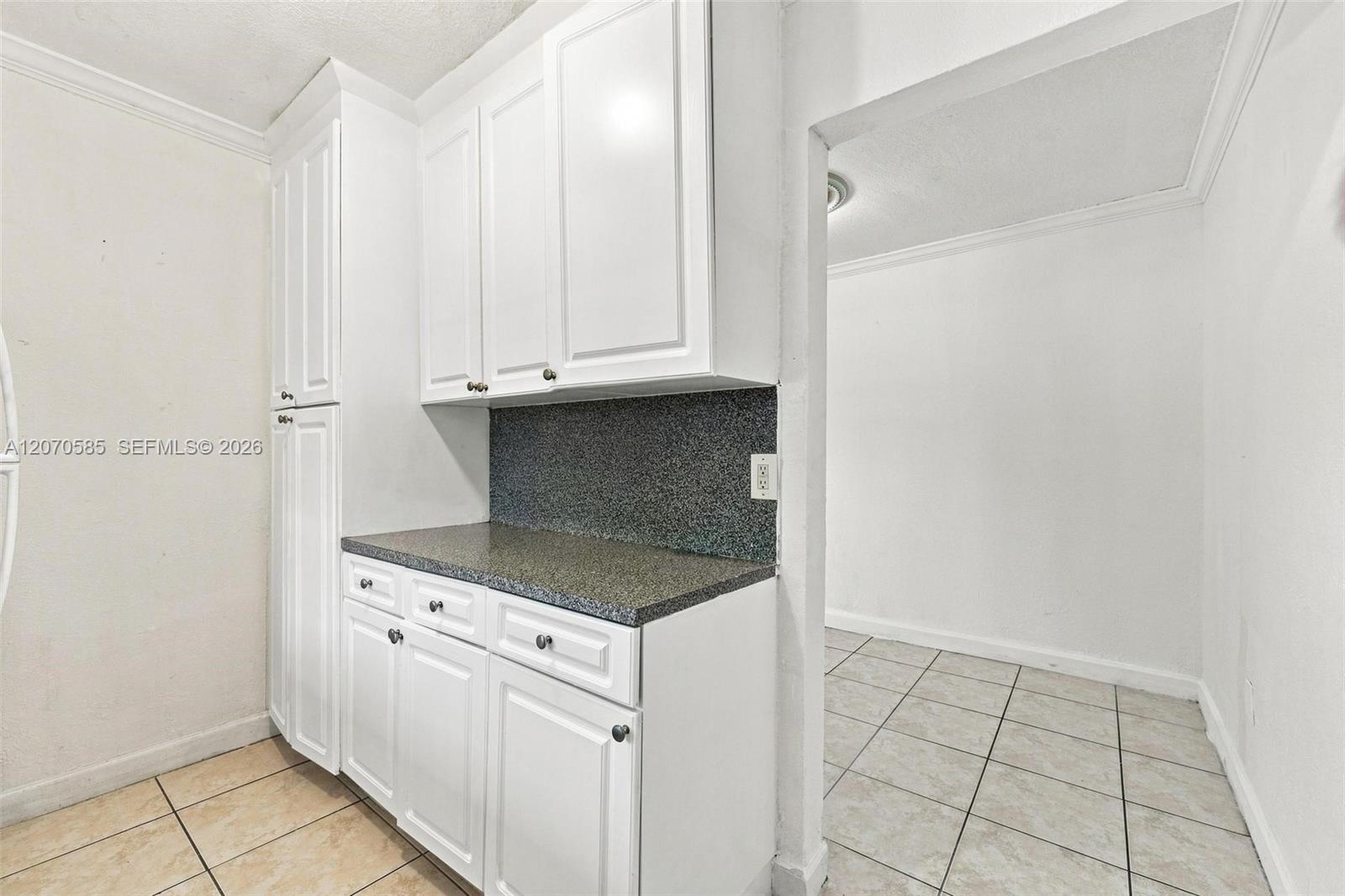 1245 W 24th St # 223