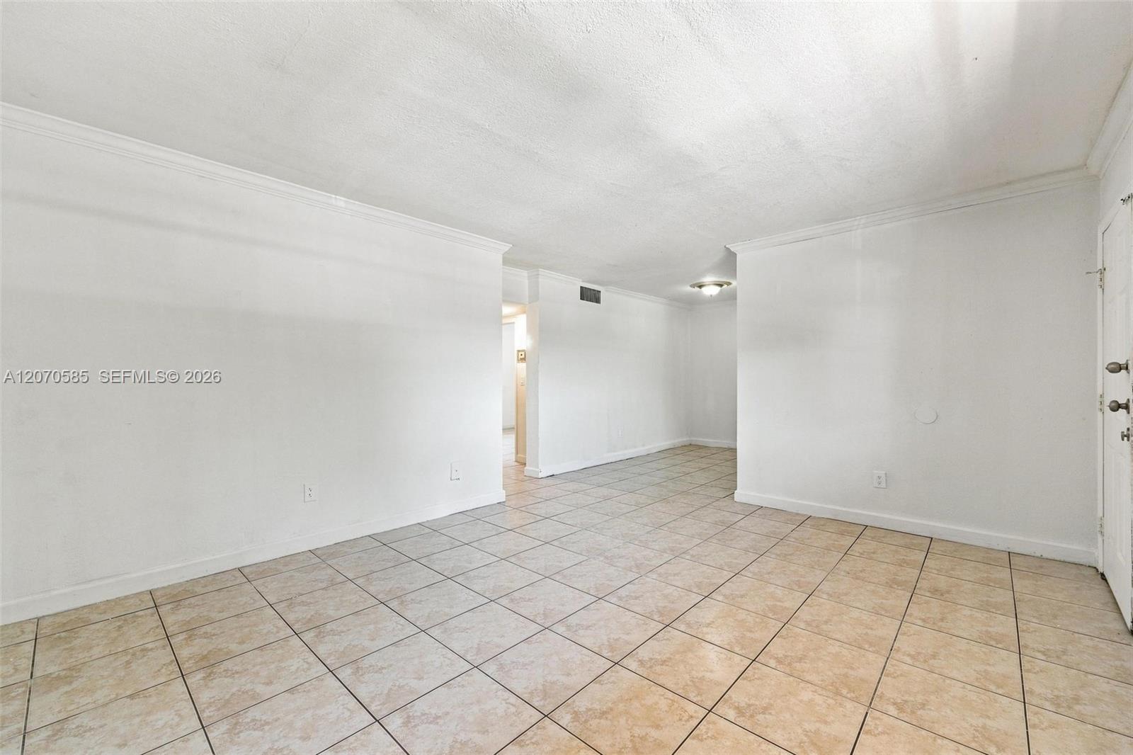 1245 W 24th St # 223