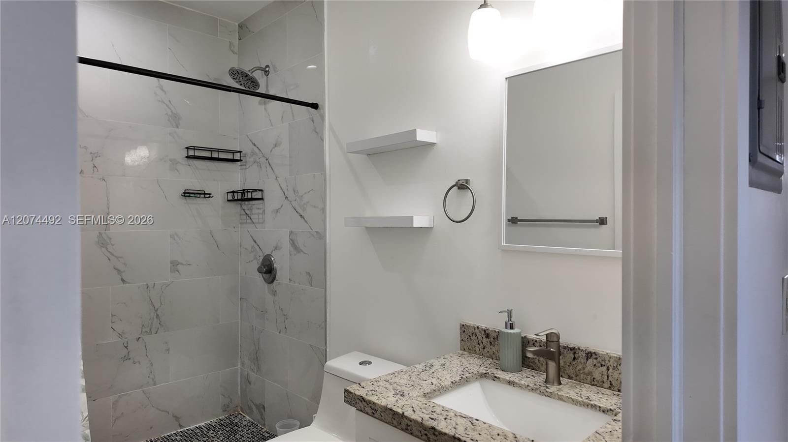 314 SW 10th Ave # 1