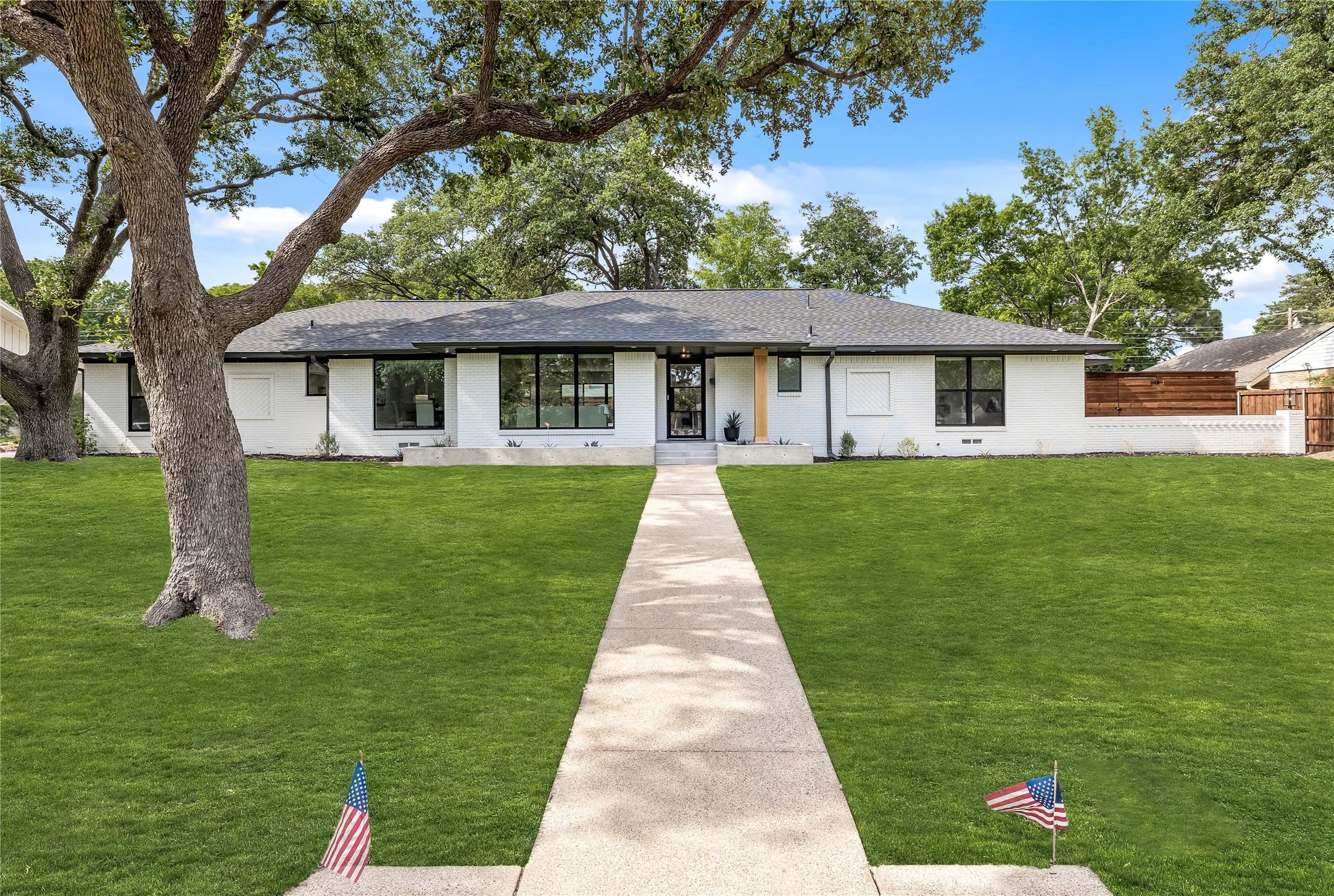 3821 Weeburn Drive