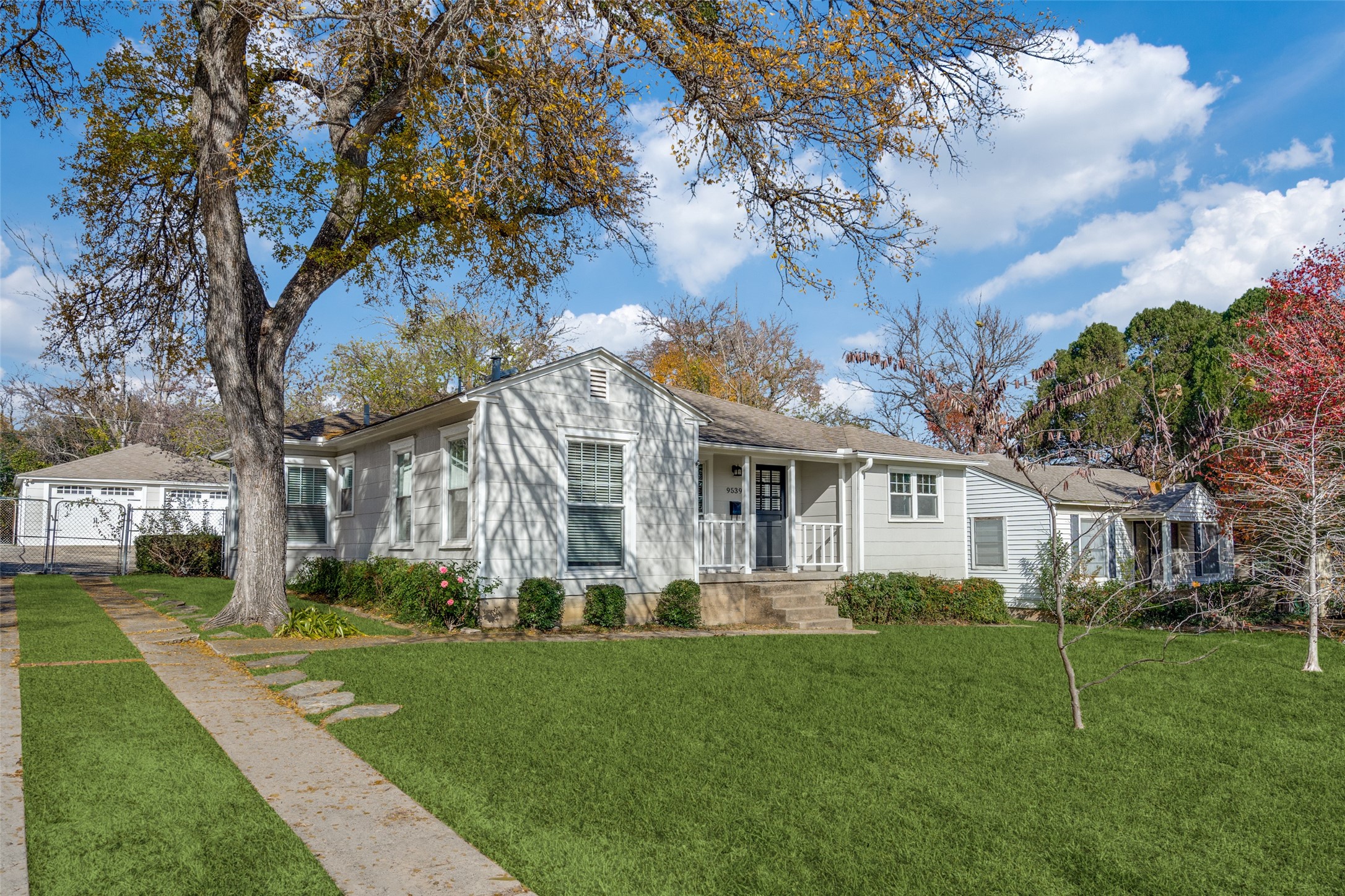 9539 Peninsula Drive