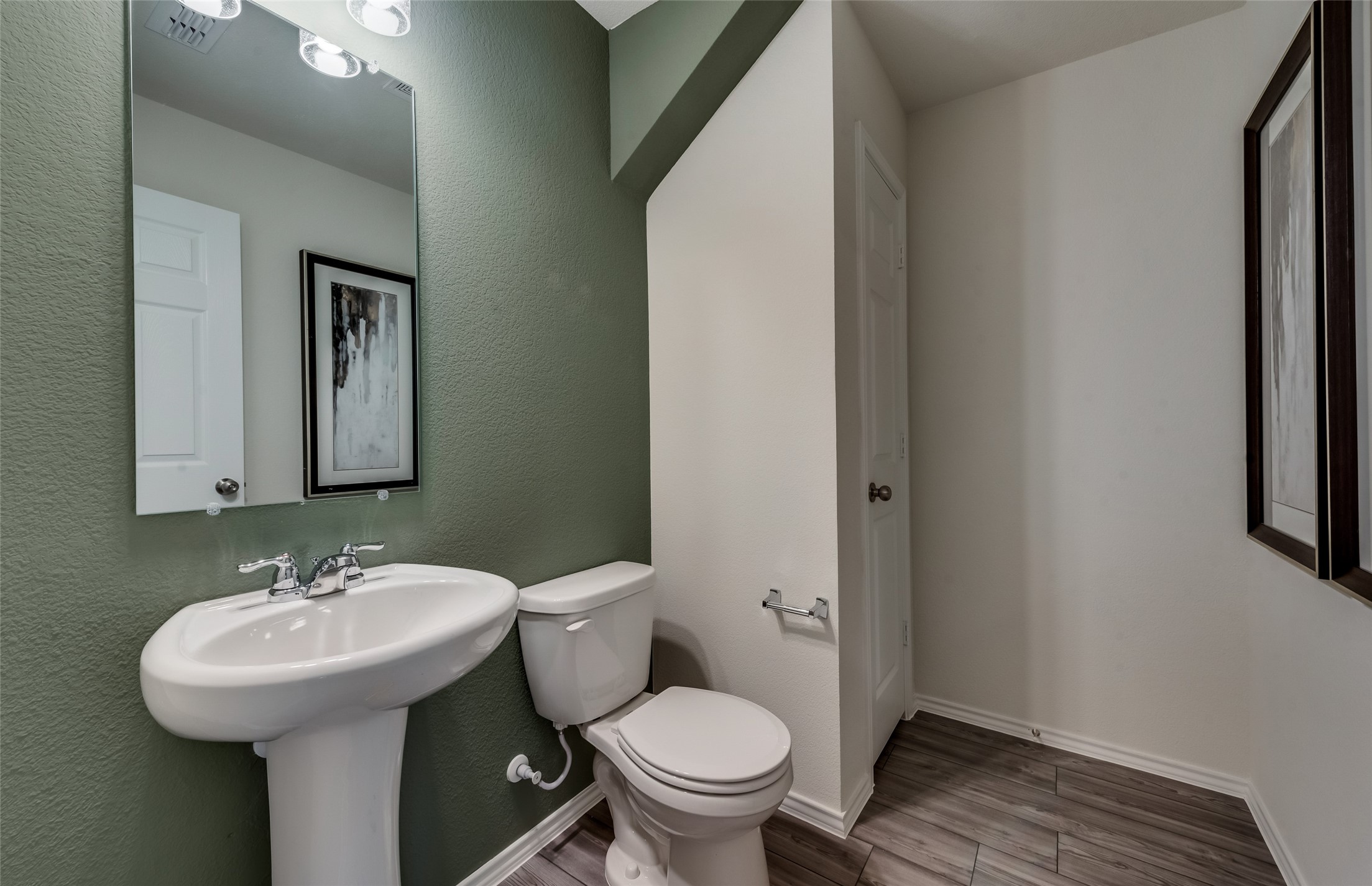 2101 Waters Edge Court