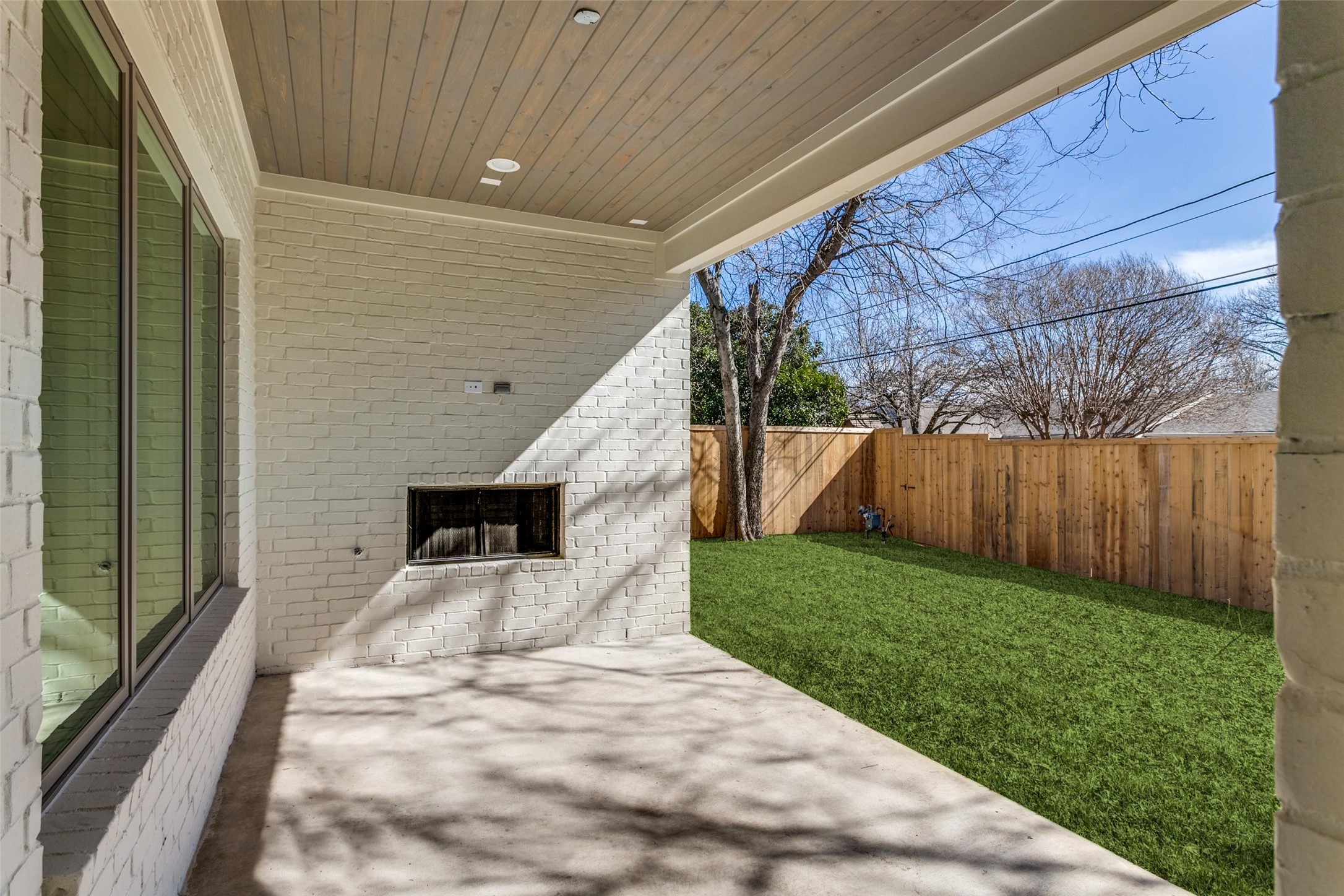 10420 Lanshire Drive