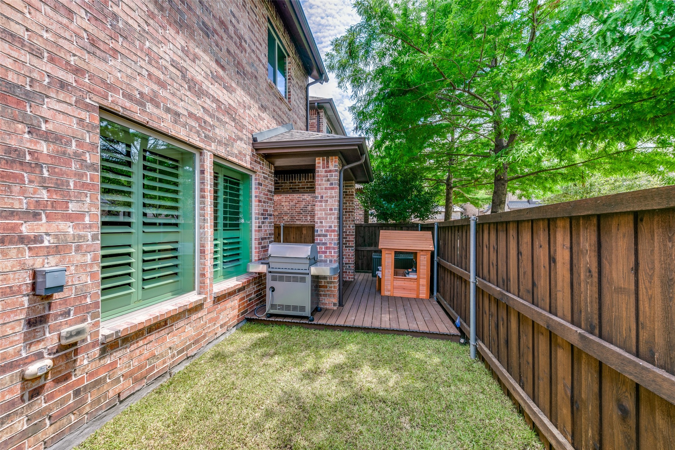 8619 Balintore Place